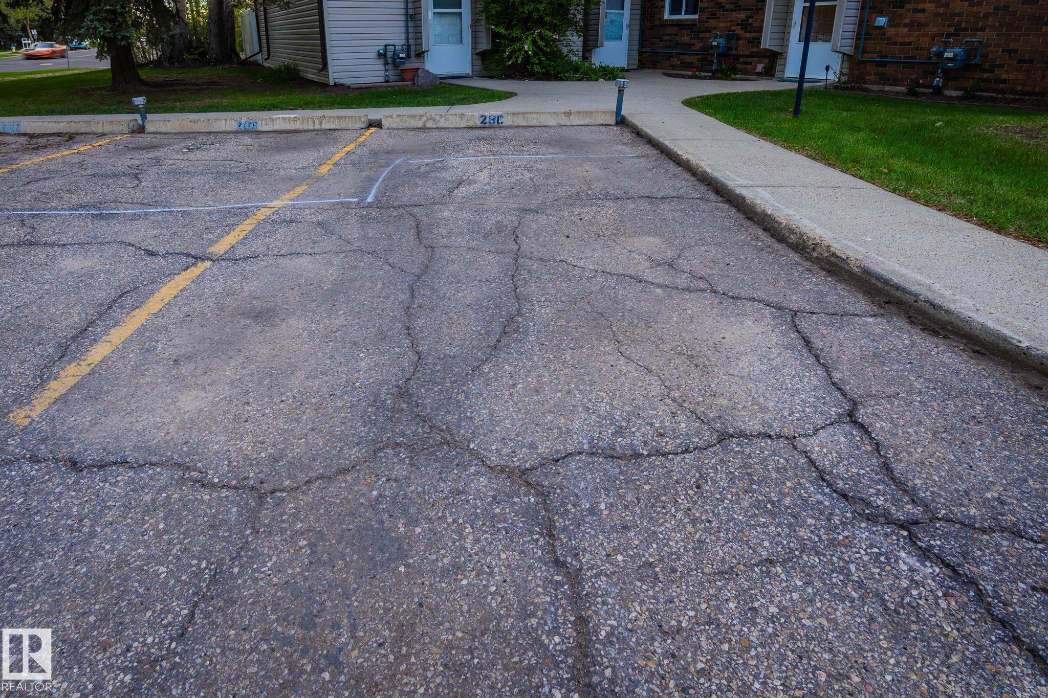 https://zimg.paragon.ice.com/ParagonImages/Property/PM/RAE/225402429/28/0/0/712d103cd689ea4394909f880e7be791/1/7b0a4eddf748bdc4e51306269052058b/225402429-a4f3776c-ab06-464a-b7b8-6f405bc91e8f.JPG
