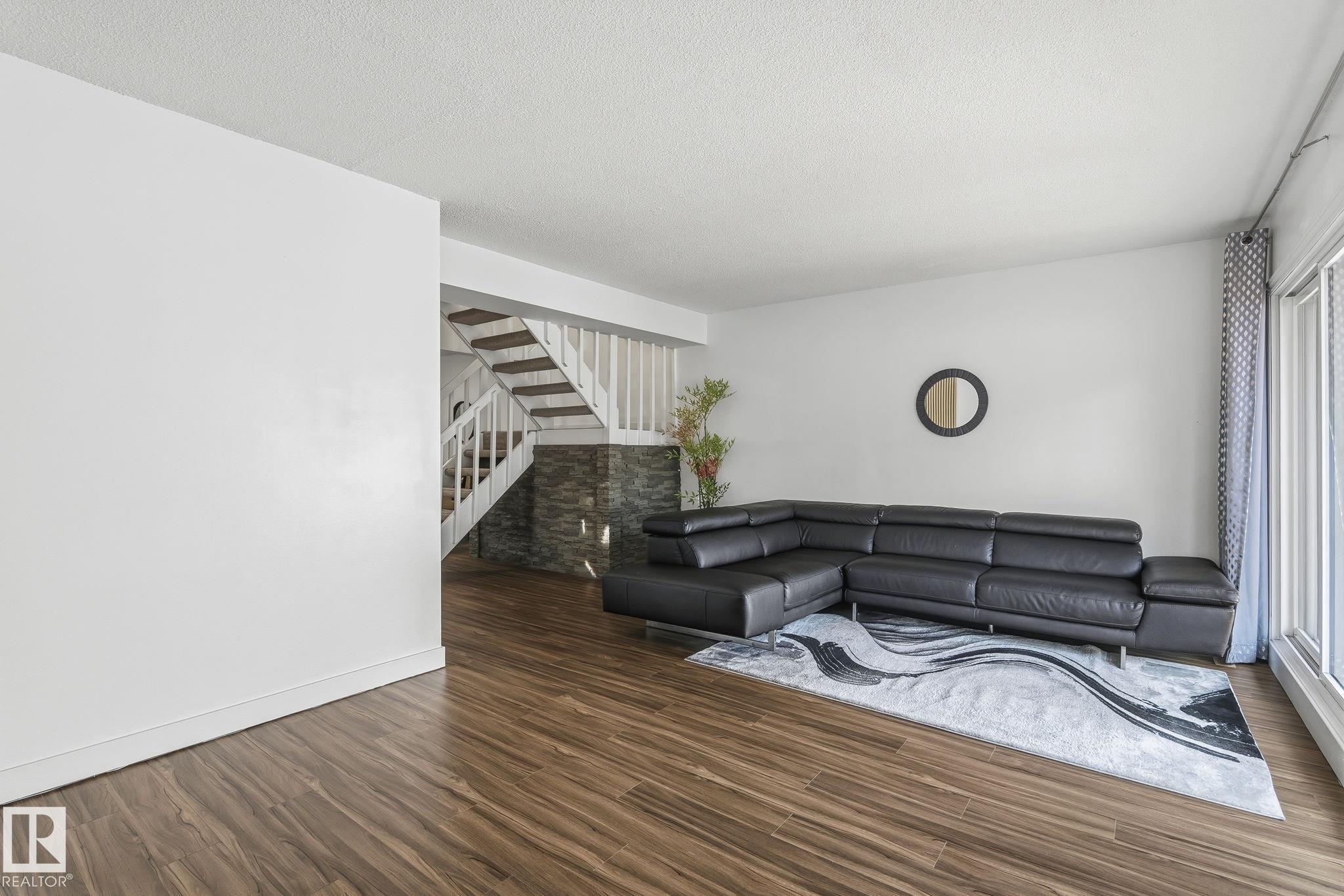 Picture for 28C MEADOWLARK VILLEGE NW NW