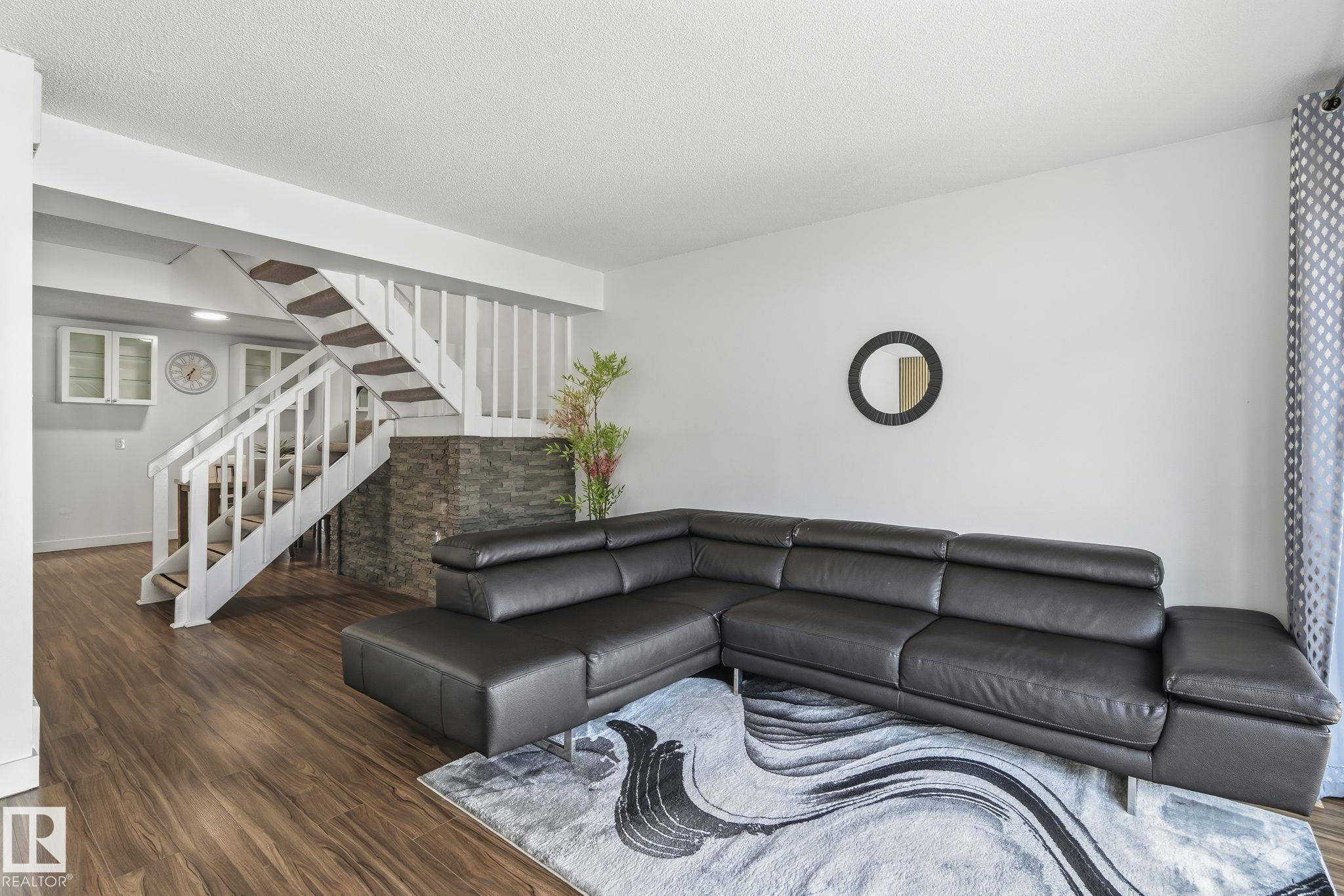 Picture for 28C MEADOWLARK VILLEGE NW NW