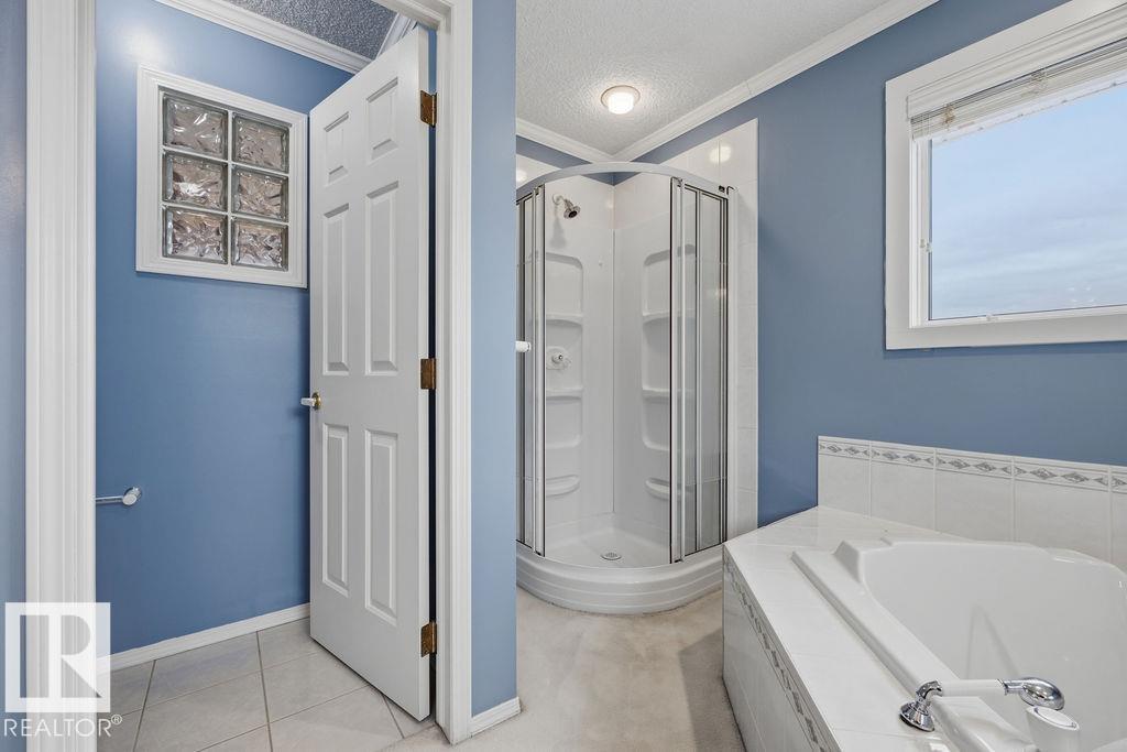 Photo 31 at 10 Coloniale Court, Coloniale Estates, Beaumont