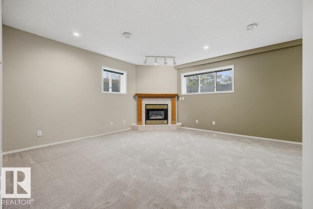 Photo 40 at 10 Coloniale Court, Coloniale Estates, Beaumont