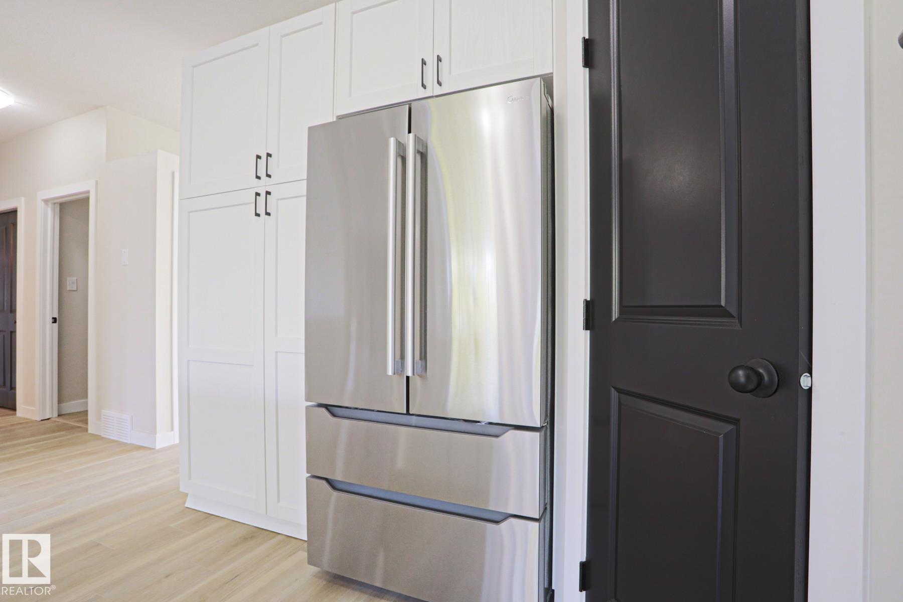 Photo 11 at 82 Meadowview point(e), Clarkdale Meadows, Sherwood Park