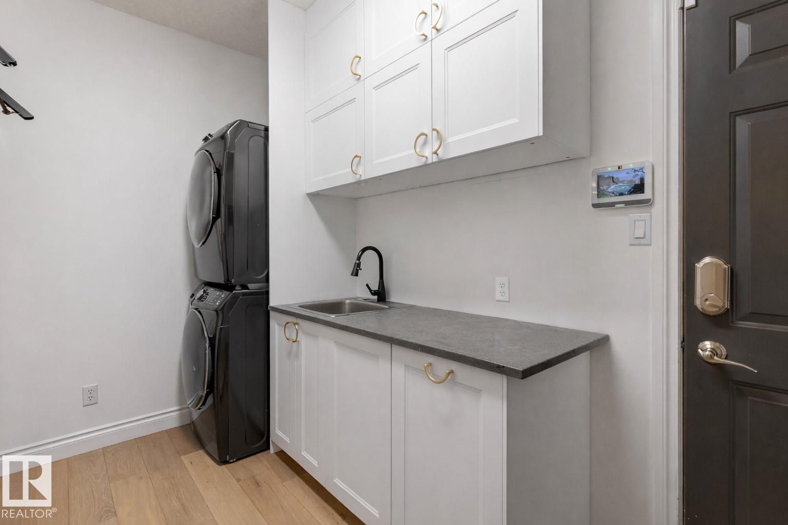 Photo 31 at 11412 12 Avenue NW, Twin Brooks, Edmonton