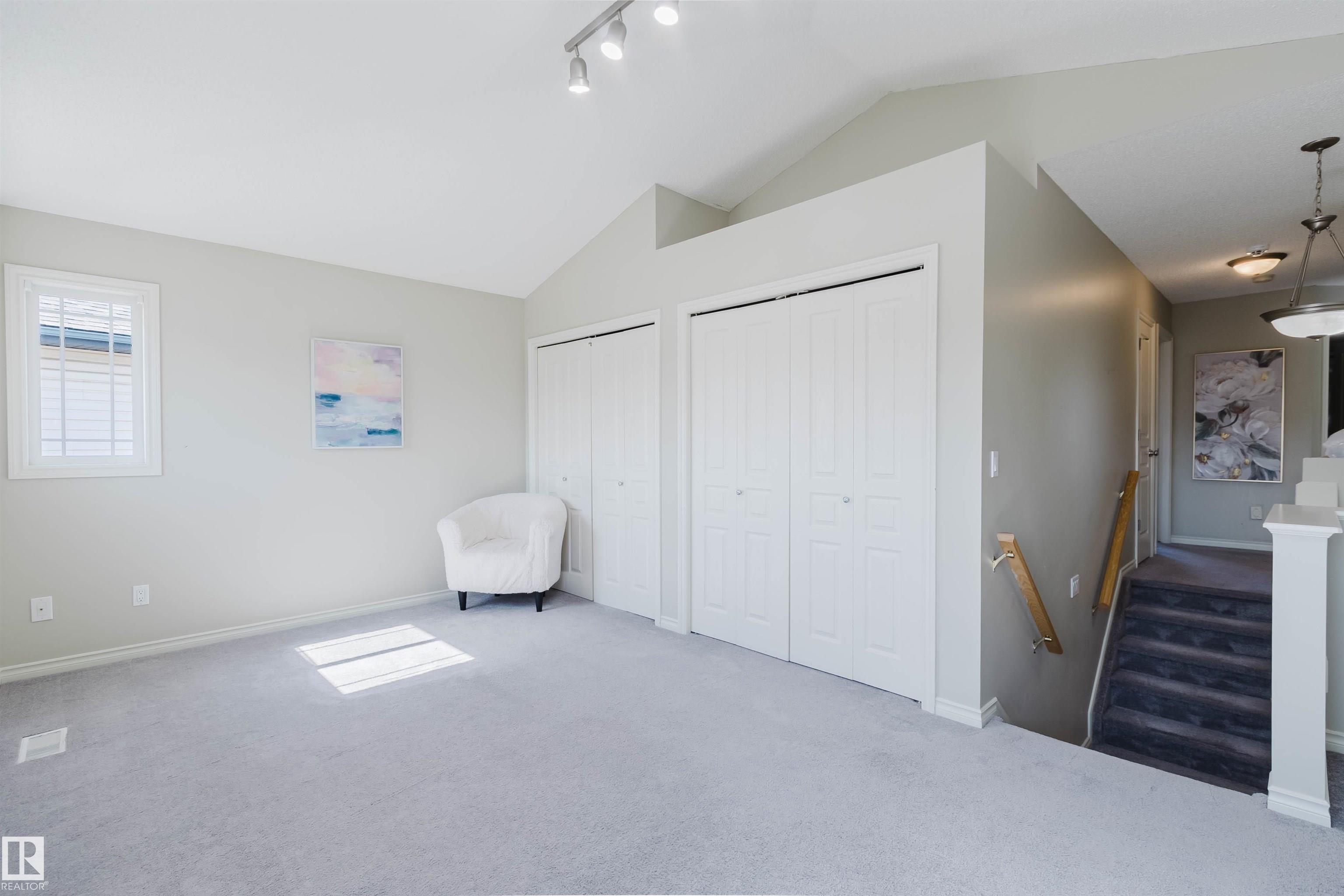 https://zimg.paragon.ice.com/ParagonImages/Property/PM/RAE/225402438/26/0/0/e098da67b0177f123520624ab68dcb70/1/59c6c80f443f0dd528a570e33968604d/225402438-BB55ABFA-40D0-4F15-9FC4-8401C08EA623.JPG