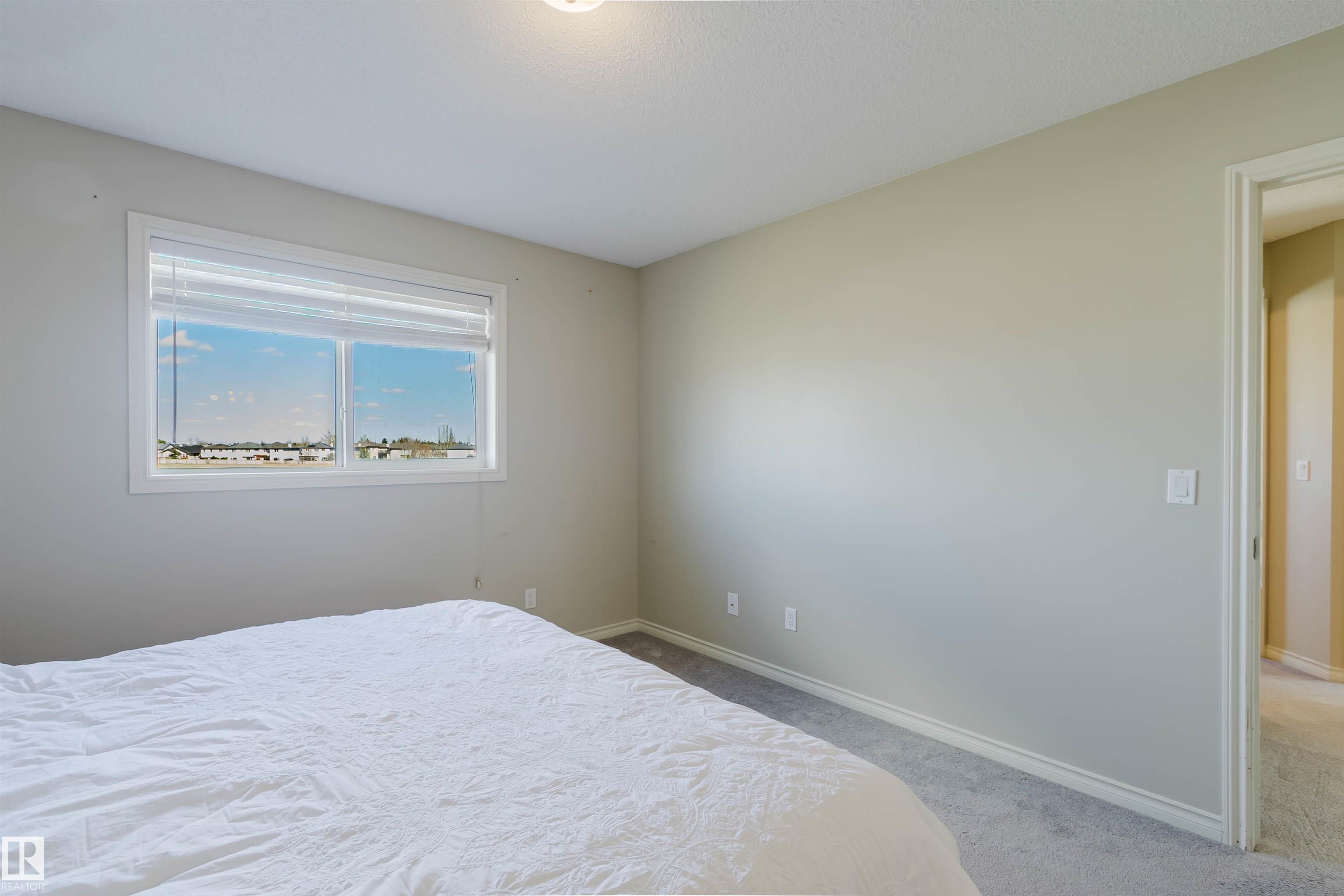 https://zimg.paragon.ice.com/ParagonImages/Property/PM/RAE/225402438/33/0/0/5fa09bc8cc758146ae61108b3e9d24c0/1/59c6c80f443f0dd528a570e33968604d/225402438-CF5F619F-1744-4DBB-8C50-CC836FE30D55.JPG