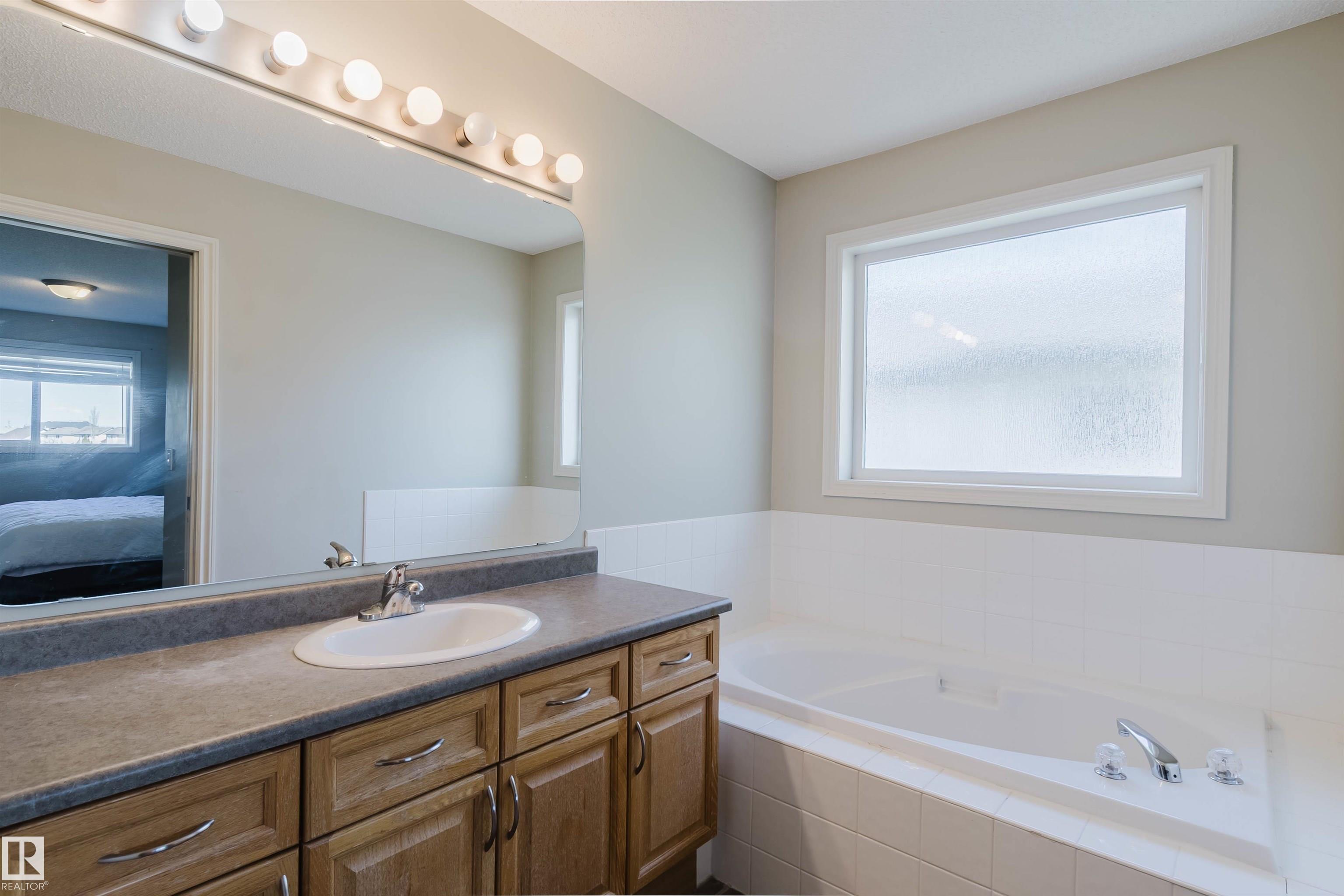 Photo 43 at 3534 Mclean Crescent SW, Macewan, Edmonton