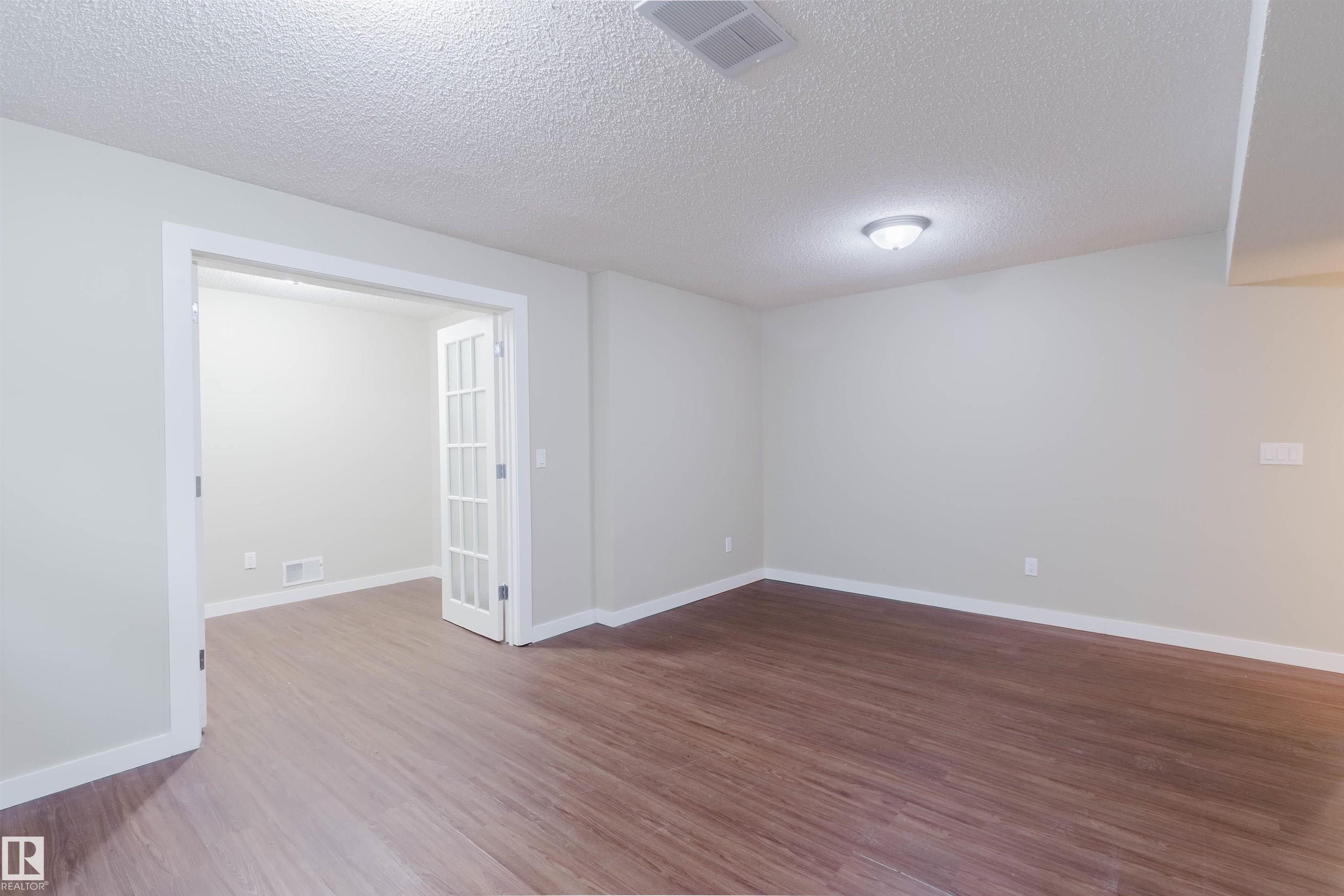 https://zimg.paragon.ice.com/ParagonImages/Property/PM/RAE/225402438/45/0/0/aabbcc9a1b3b3d9fe5bc808407439b6f/1/59c6c80f443f0dd528a570e33968604d/225402438-5CFB4A49-996F-4ADE-846C-5441B387EF5D.JPG