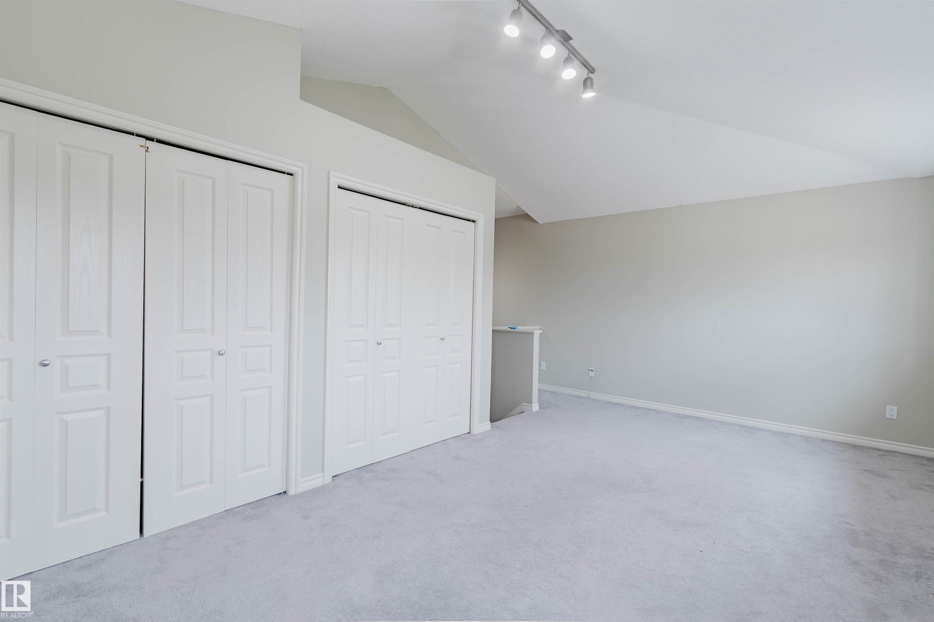 https://zimg.paragon.ice.com/ParagonImages/Property/PM/RAE/225402438/59/0/0/55fdfa6d057d69efe94291b23923b41b/1/59c6c80f443f0dd528a570e33968604d/225402438-23c37a44-d6c3-4954-b6e8-6af52ab948f3.JPG
