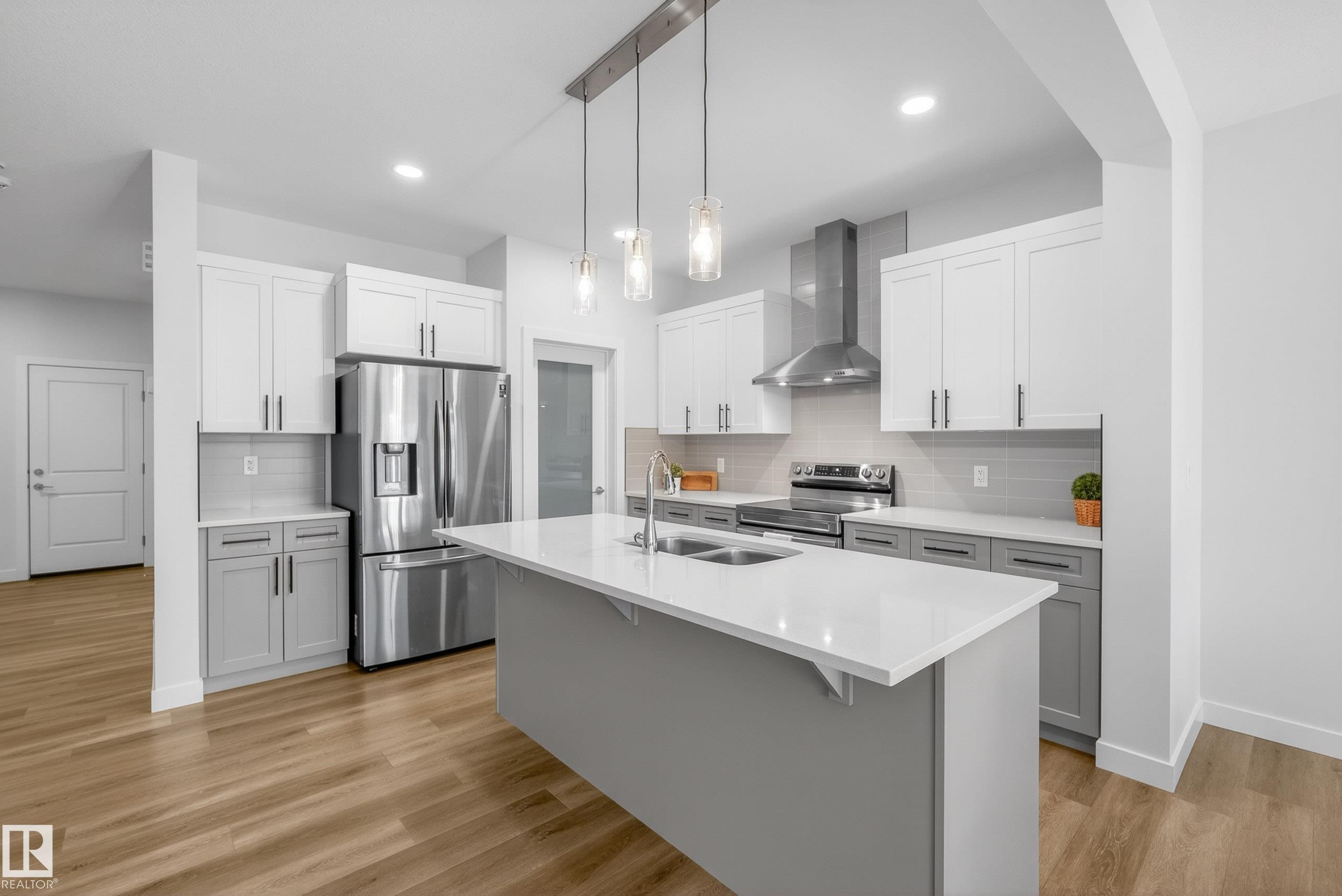 https://zimg.paragon.ice.com/ParagonImages/Property/PM/RAE/225402439/10/0/0/f35d7d7a55b5fe8e7723ae8bd1a75a65/1/2477e79bfaff328db9dc04dd7c4e7b75/225402439-b99dc865-7dbe-440f-bc19-50bd3461d21a.JPG