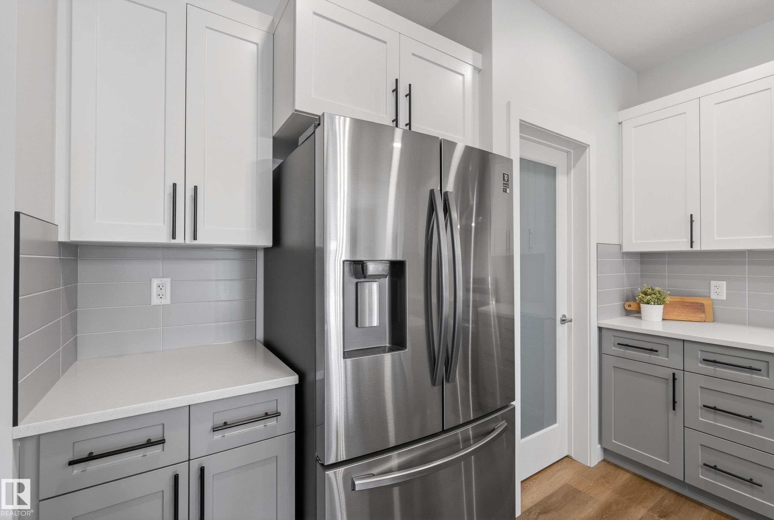 https://zimg.paragon.ice.com/ParagonImages/Property/PM/RAE/225402439/14/0/0/f44f893fd1582200771d3818596531da/1/2477e79bfaff328db9dc04dd7c4e7b75/225402439-fd41f021-9702-4516-85e8-f62d9759693e.JPG