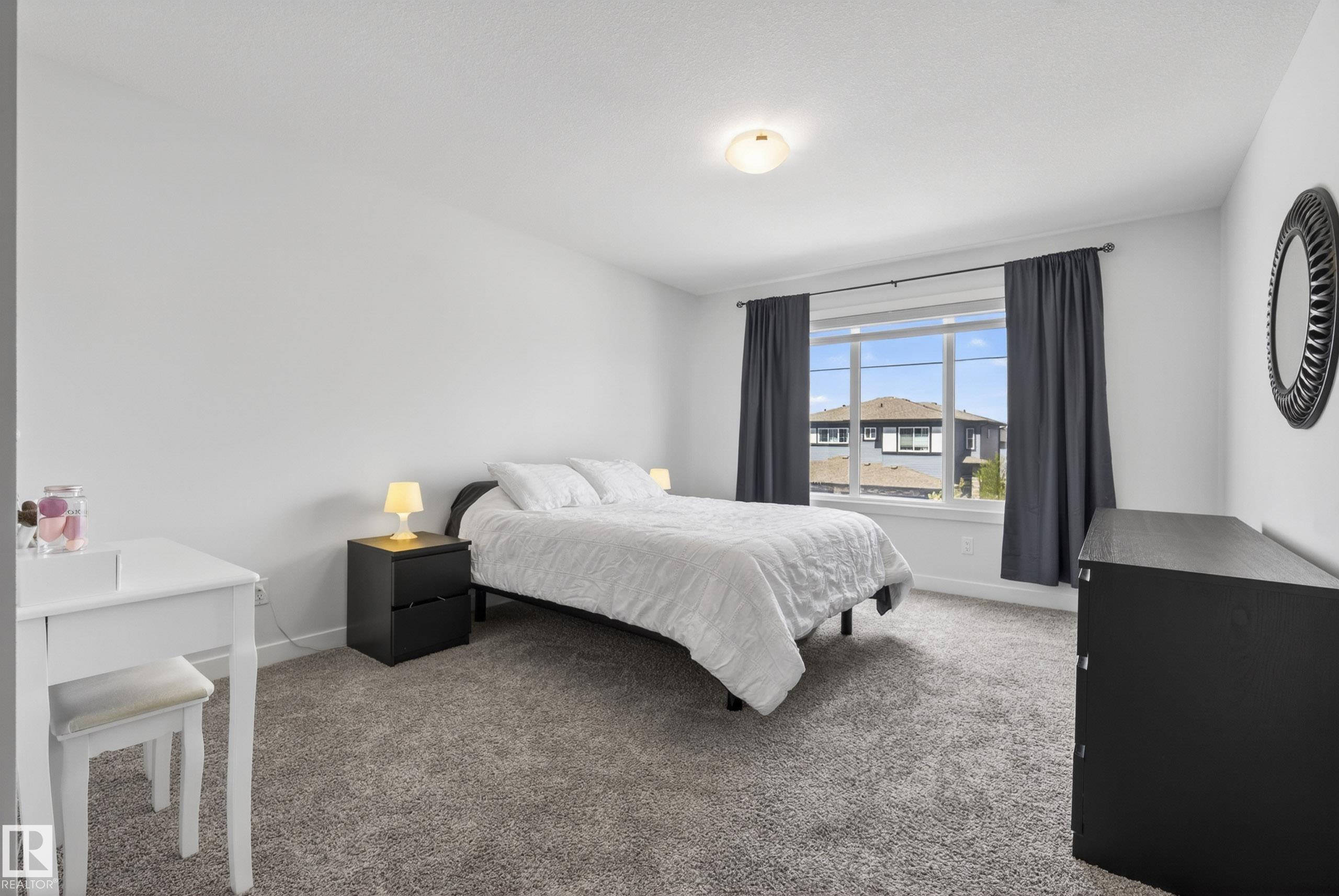 https://zimg.paragon.ice.com/ParagonImages/Property/PM/RAE/225402439/24/0/0/91e11183681e3609989596c6d60ede31/1/2477e79bfaff328db9dc04dd7c4e7b75/225402439-60373de8-fe87-45e8-8861-ac4fd1c0a296.JPG
