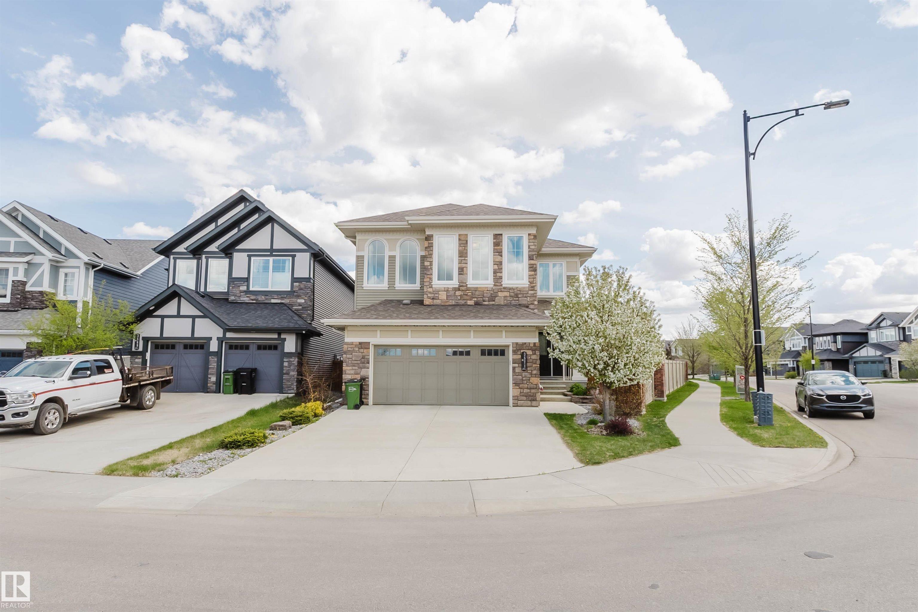 3571 Keswick Boulevard SW, Keswick, Edmonton