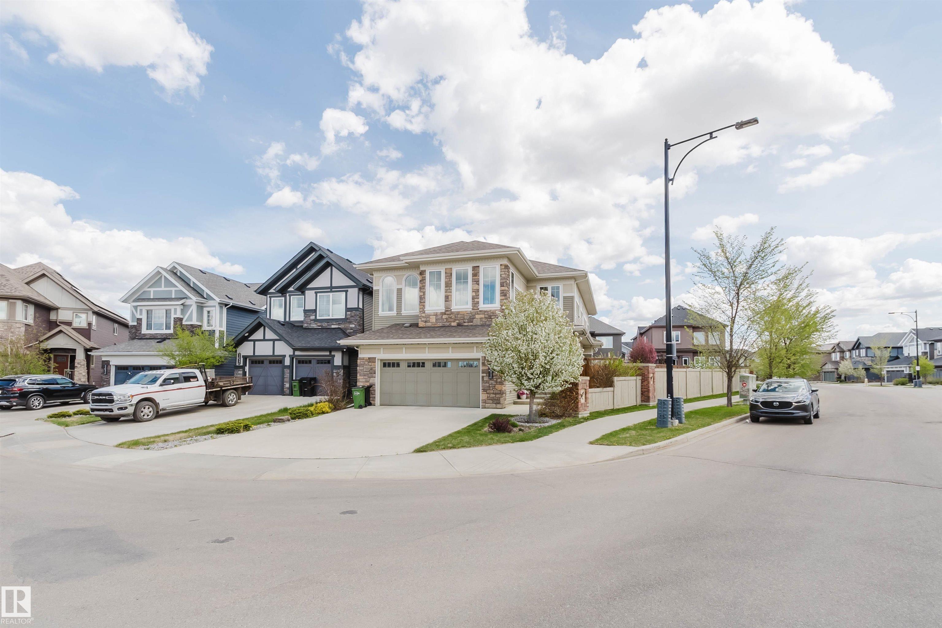 3571 Keswick Boulevard SW, Keswick, Edmonton