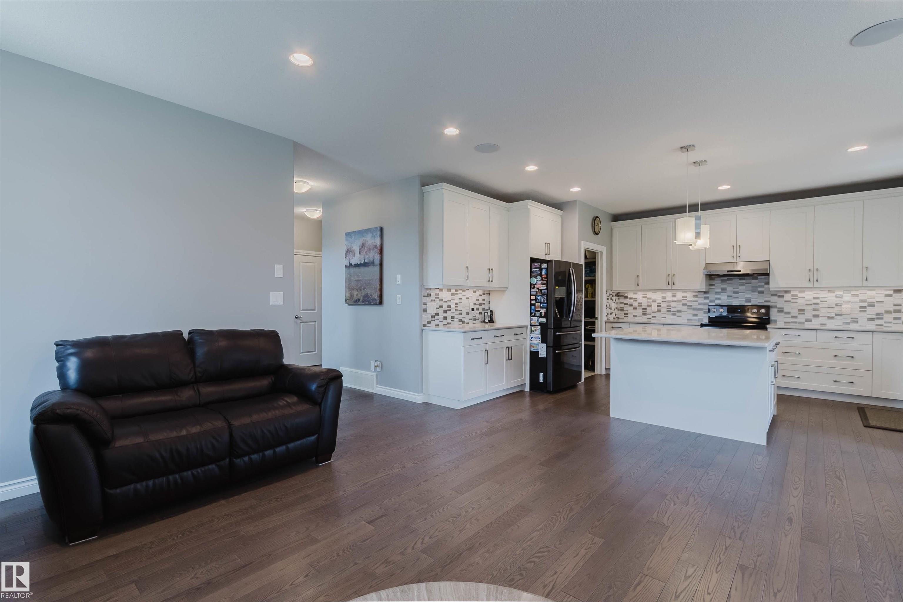 Photo 9 at 3571 Keswick Boulevard SW, Keswick, Edmonton