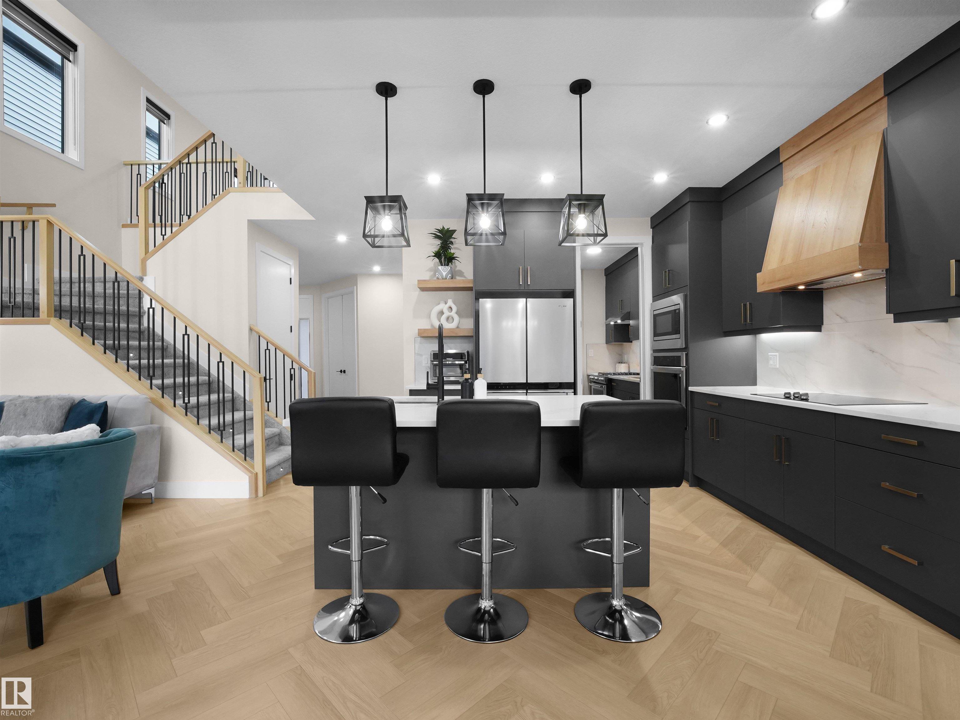 7214 Kiviaq Link SW, Keswick, Edmonton