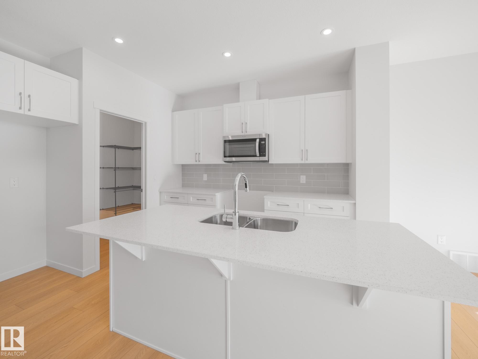 Photo 12 at 2515 211 Street NW, The Uplands, Edmonton