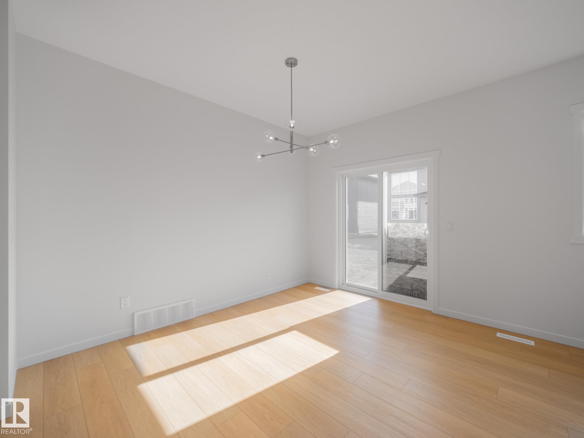 Photo 18 at 2515 211 Street NW, The Uplands, Edmonton