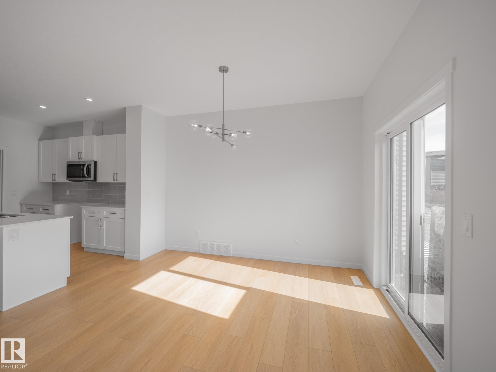 Photo 19 at 2515 211 Street NW, The Uplands, Edmonton