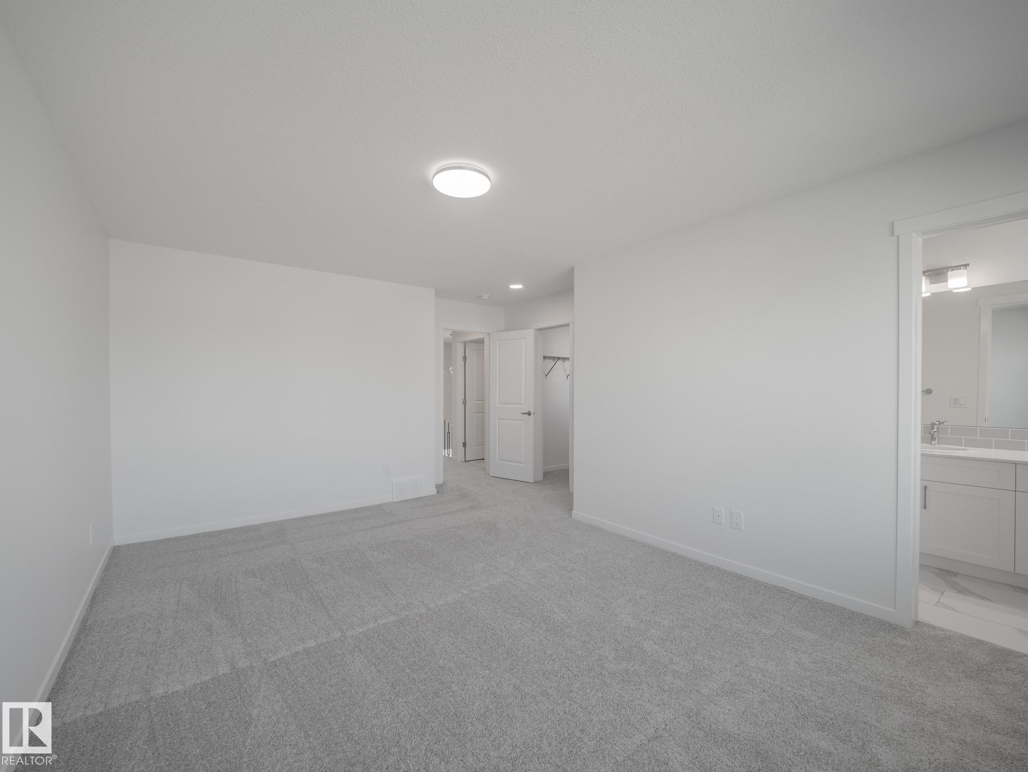 Photo 32 at 2515 211 Street NW, The Uplands, Edmonton