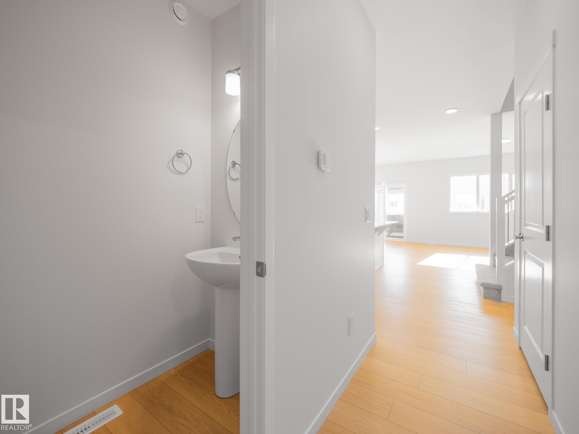 Photo 9 at 2515 211 Street NW, The Uplands, Edmonton
