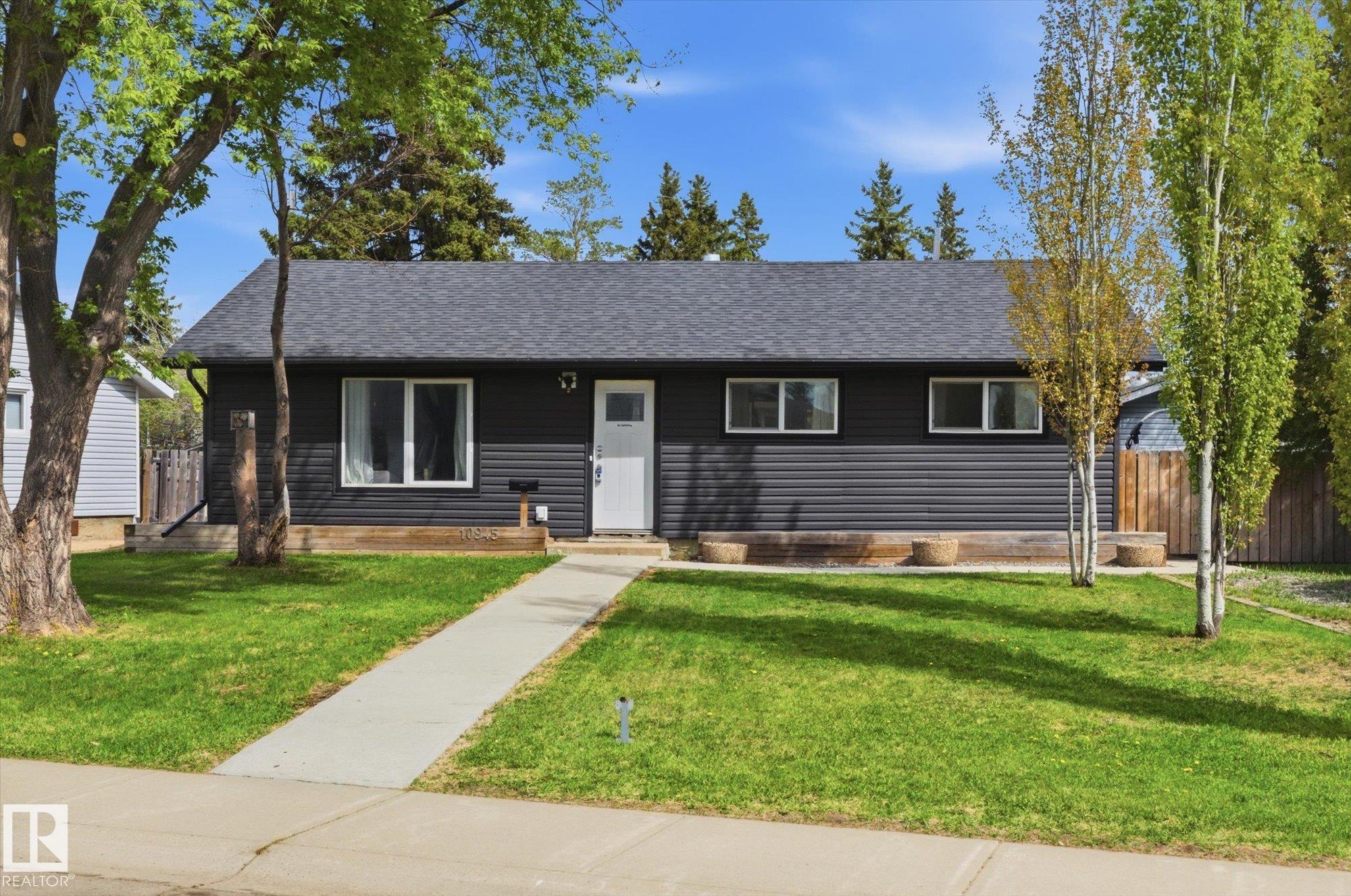 10945 164 Street NW, Mayfield, Edmonton