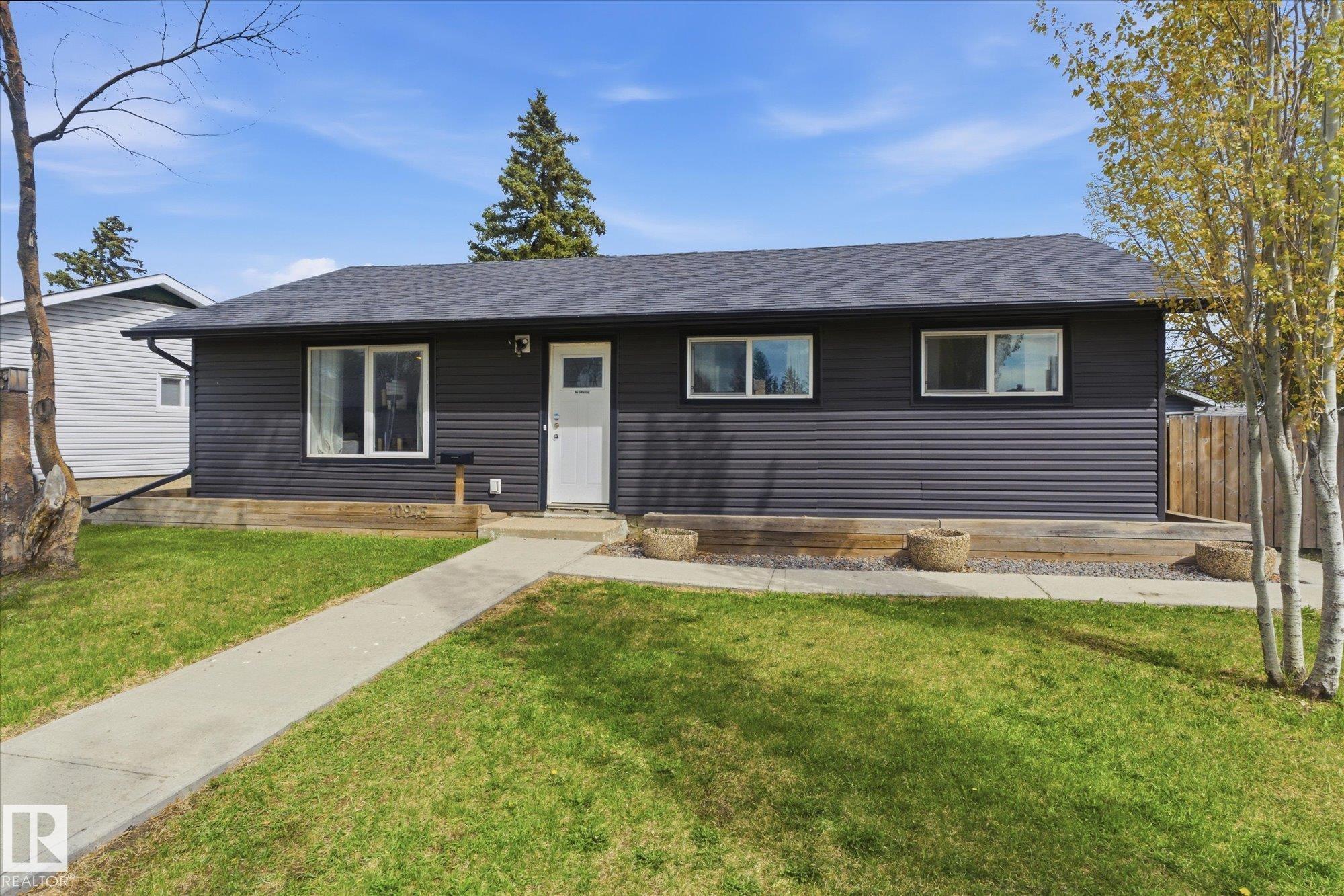 10945 164 Street NW, Mayfield, Edmonton