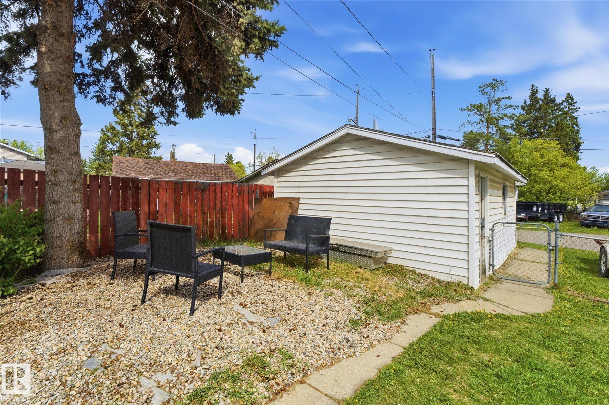 Photo 40 at 10945 164 Street NW, Mayfield, Edmonton