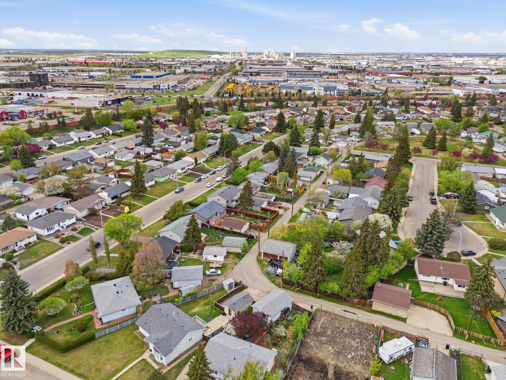 Photo 55 at 10945 164 Street NW, Mayfield, Edmonton