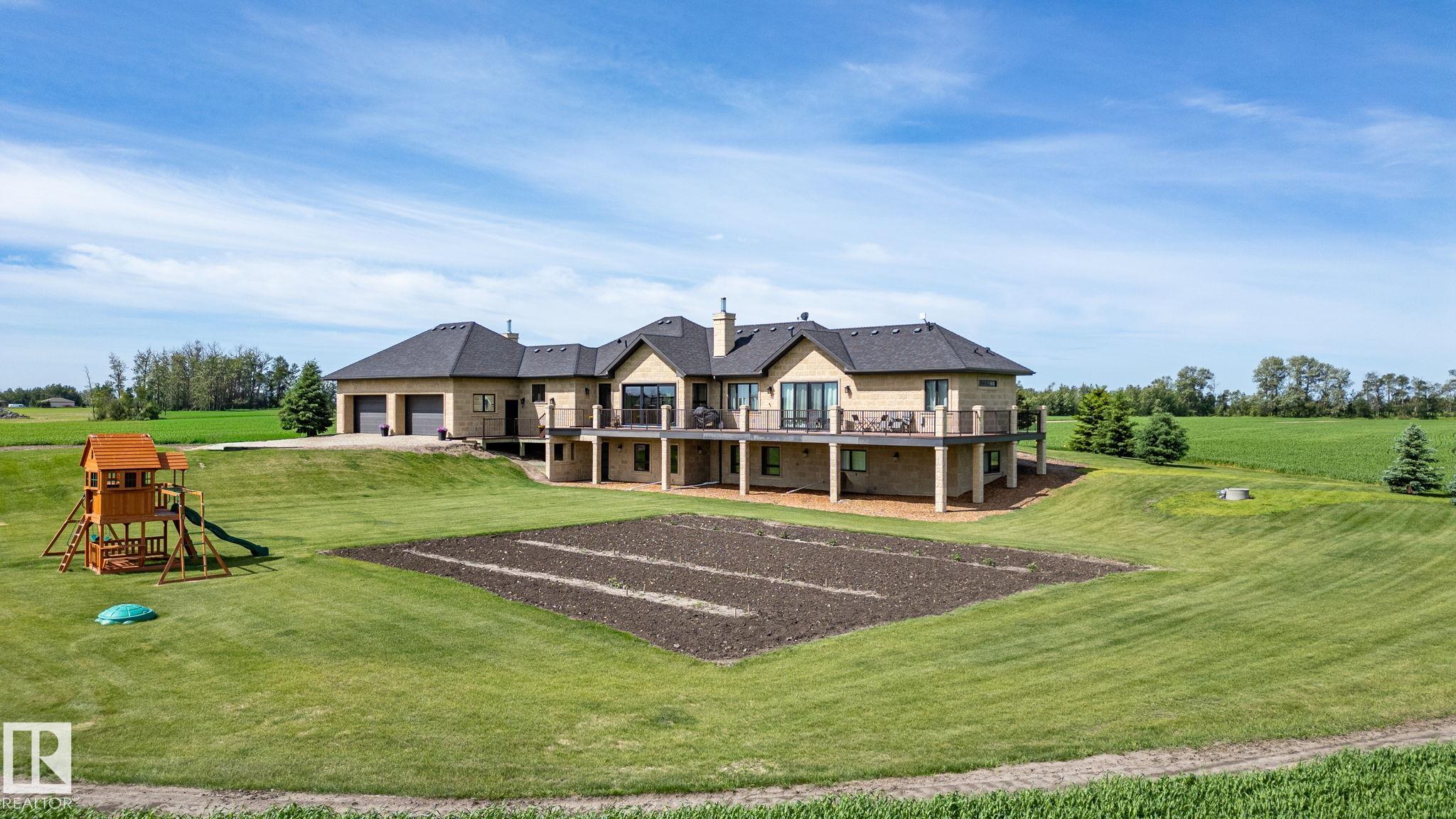 56229 RGE ROAD 242
