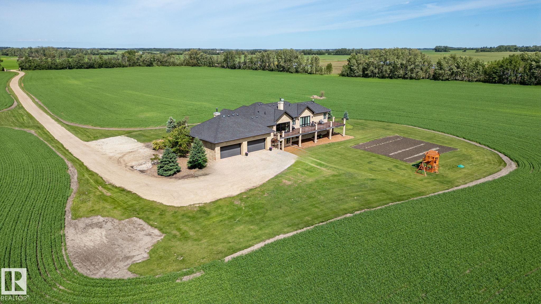 56229 RGE ROAD 242