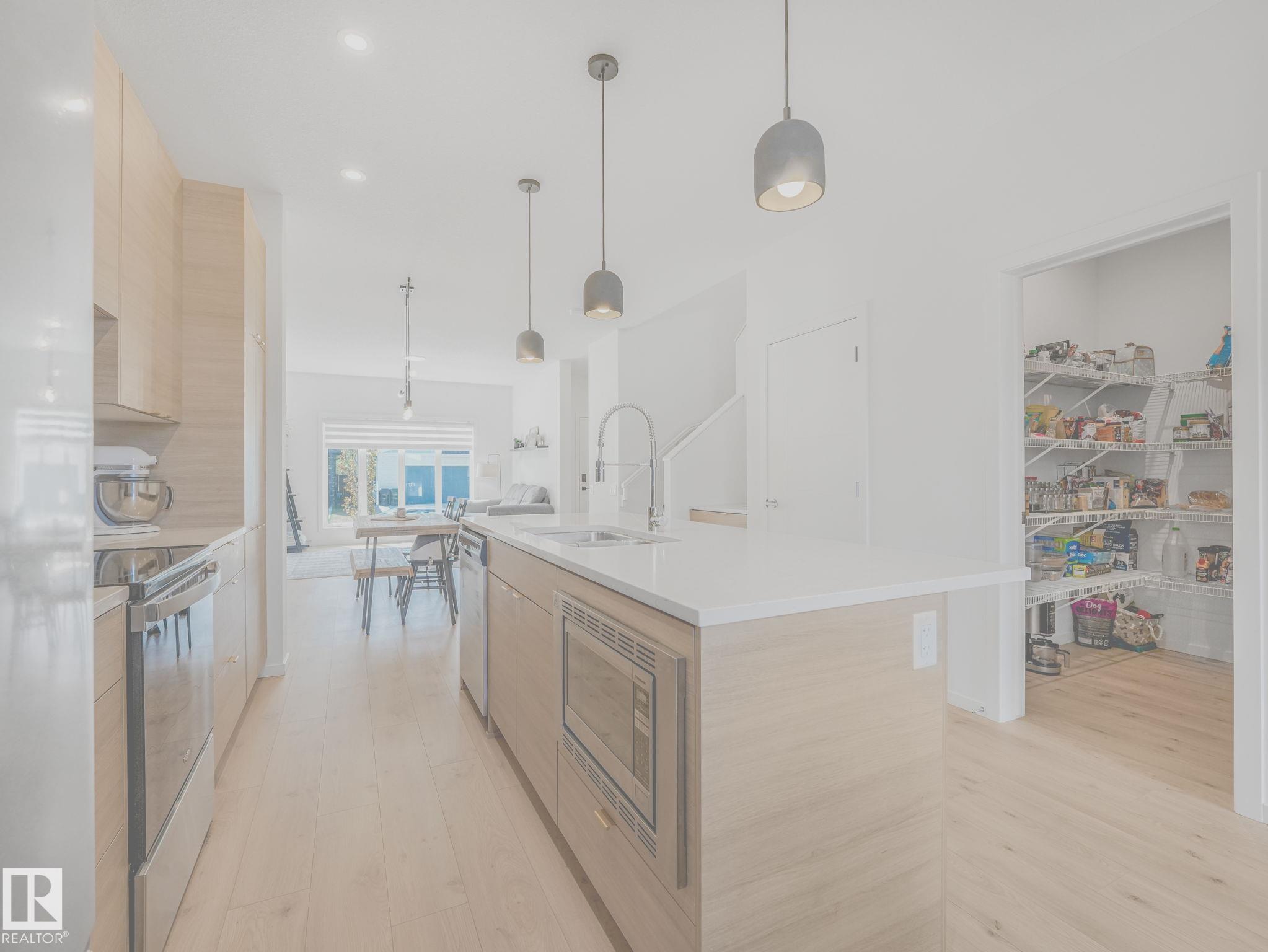 Photo 10 at 32 Brunswyck Crescent, Fenwyck, Spruce Grove