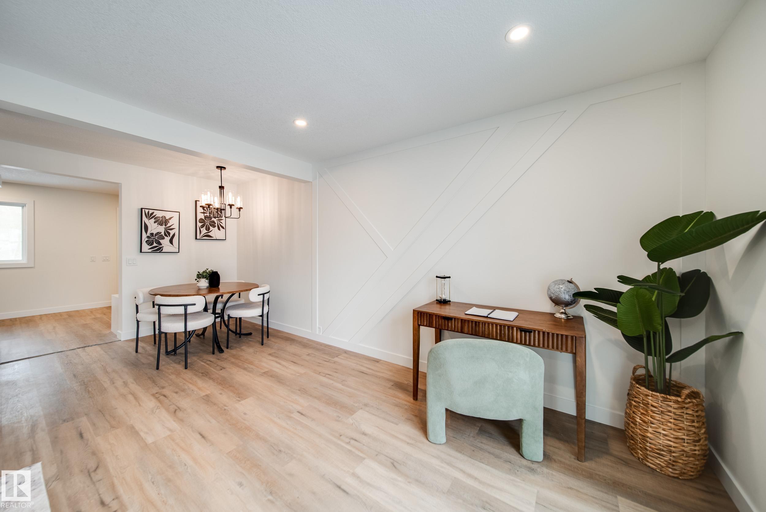 Photo 13 at 125 Woodborough Way NW, Bannerman, Edmonton