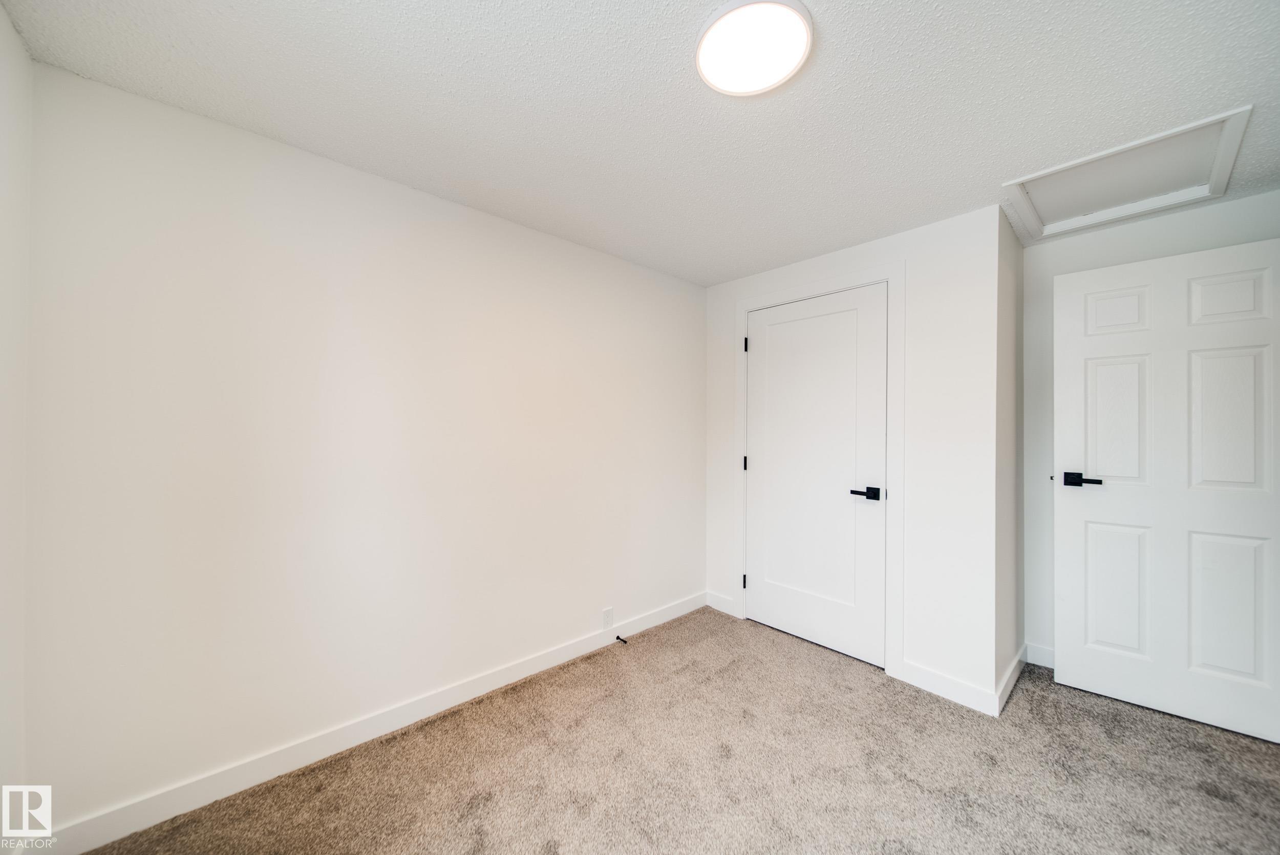 Photo 20 at 125 Woodborough Way NW, Bannerman, Edmonton