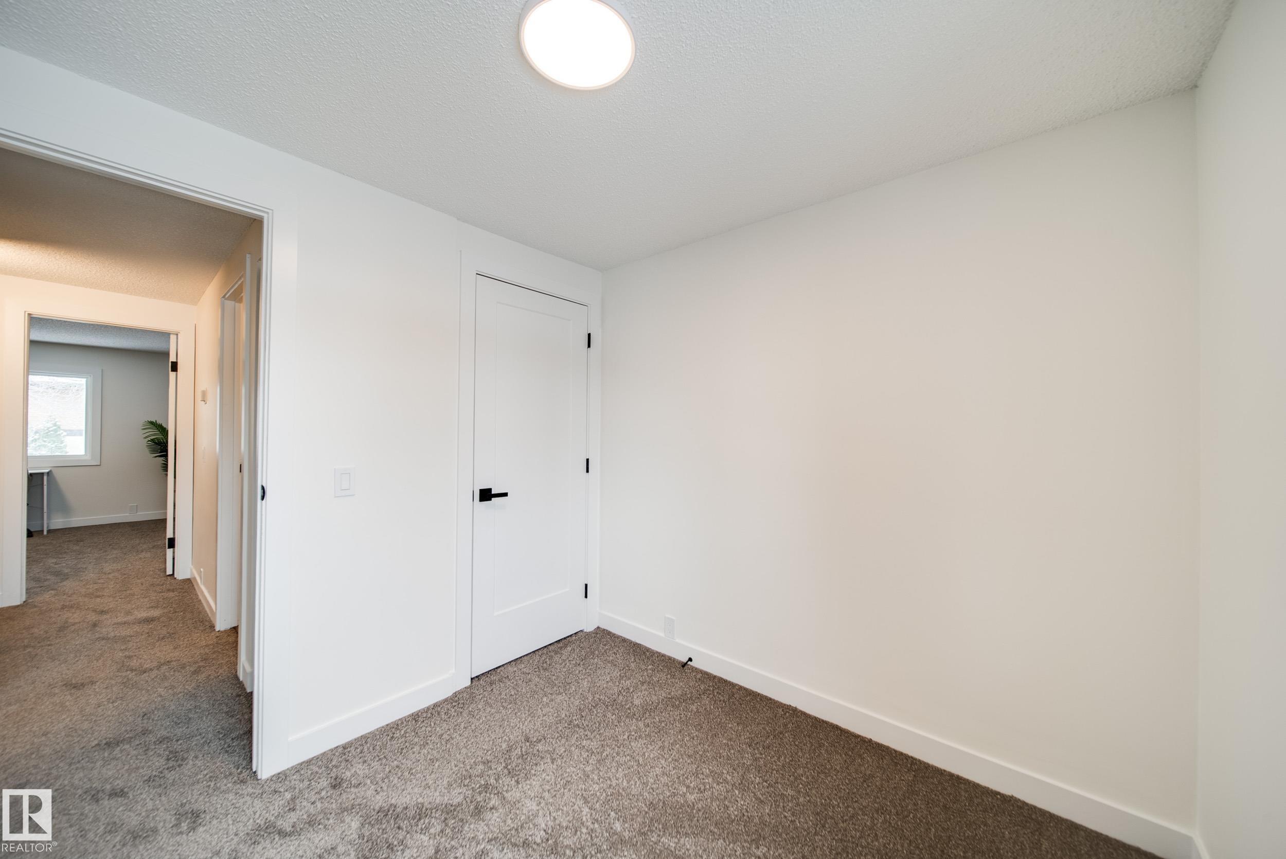 Photo 22 at 125 Woodborough Way NW, Bannerman, Edmonton