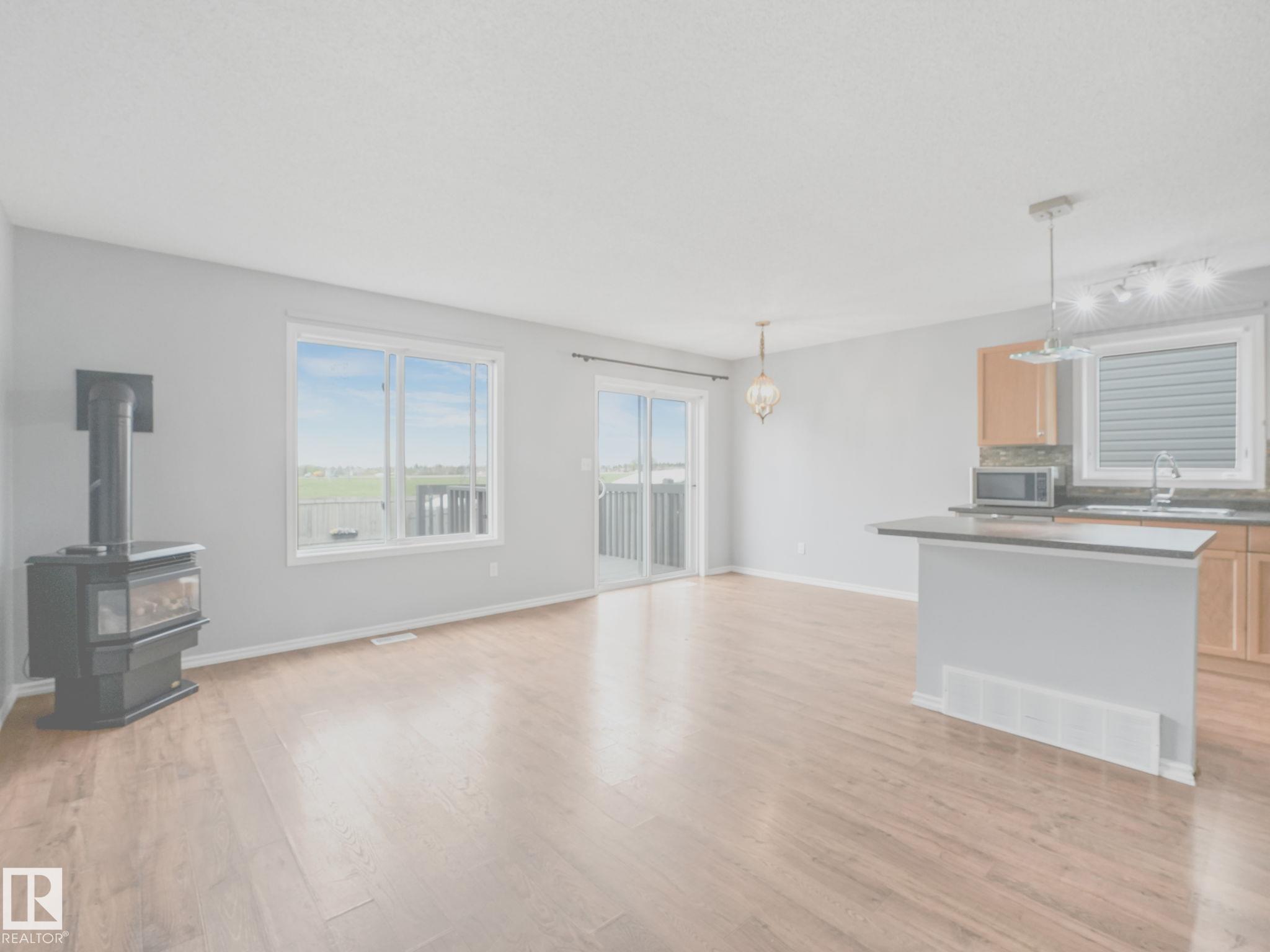 Photo 11 at 6424 1a Avenue SW, Charlesworth, Edmonton