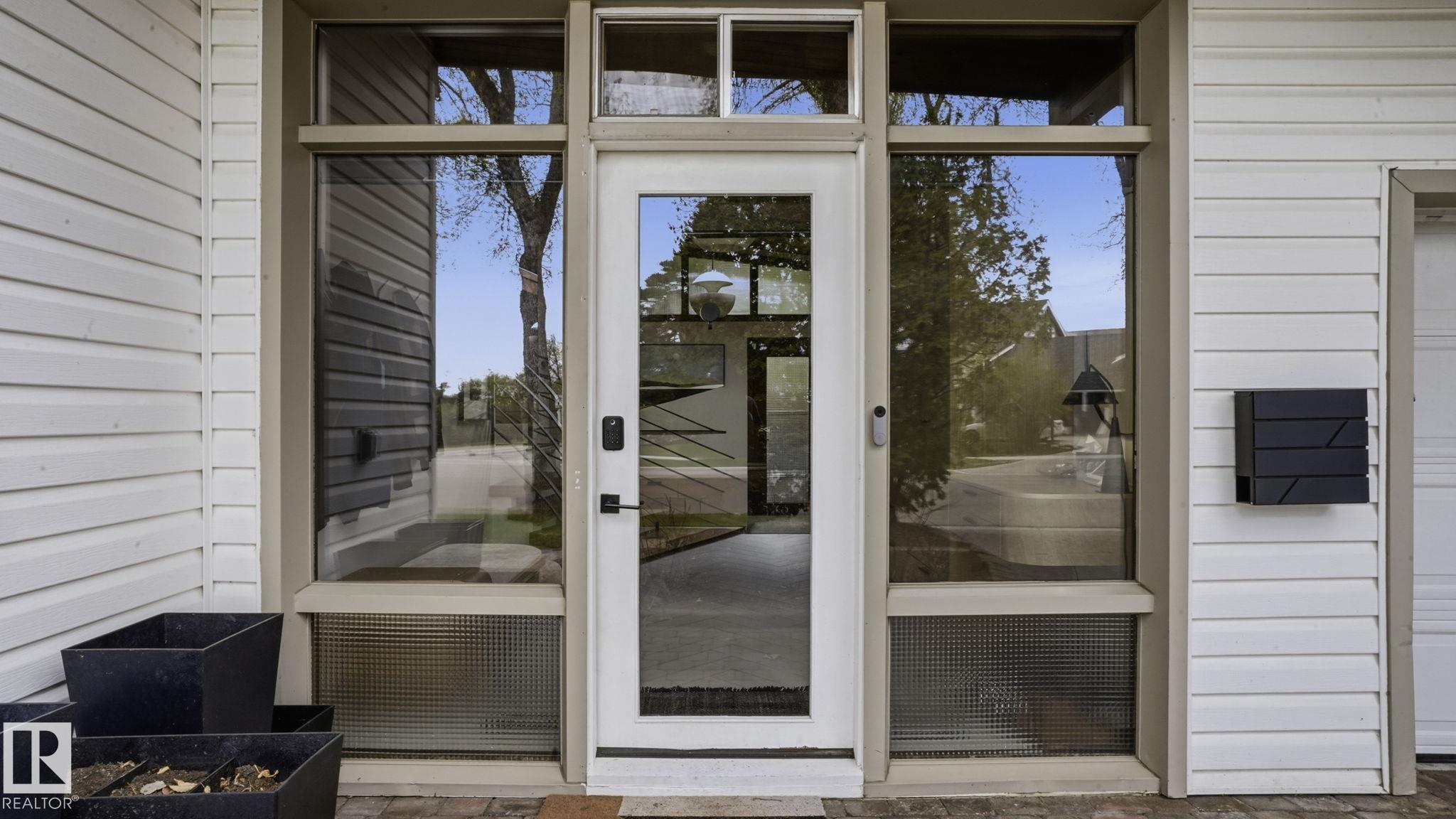 https://zimg.paragon.ice.com/ParagonImages/Property/PM/RAE/225402478/2/0/0/3e7055f8173fbd35aebf425028d9aad2/1/224f990146c119d65e44dc409d96d296/225402478-dbff99c9-2748-4c28-ad80-c50feb1ac064.JPG