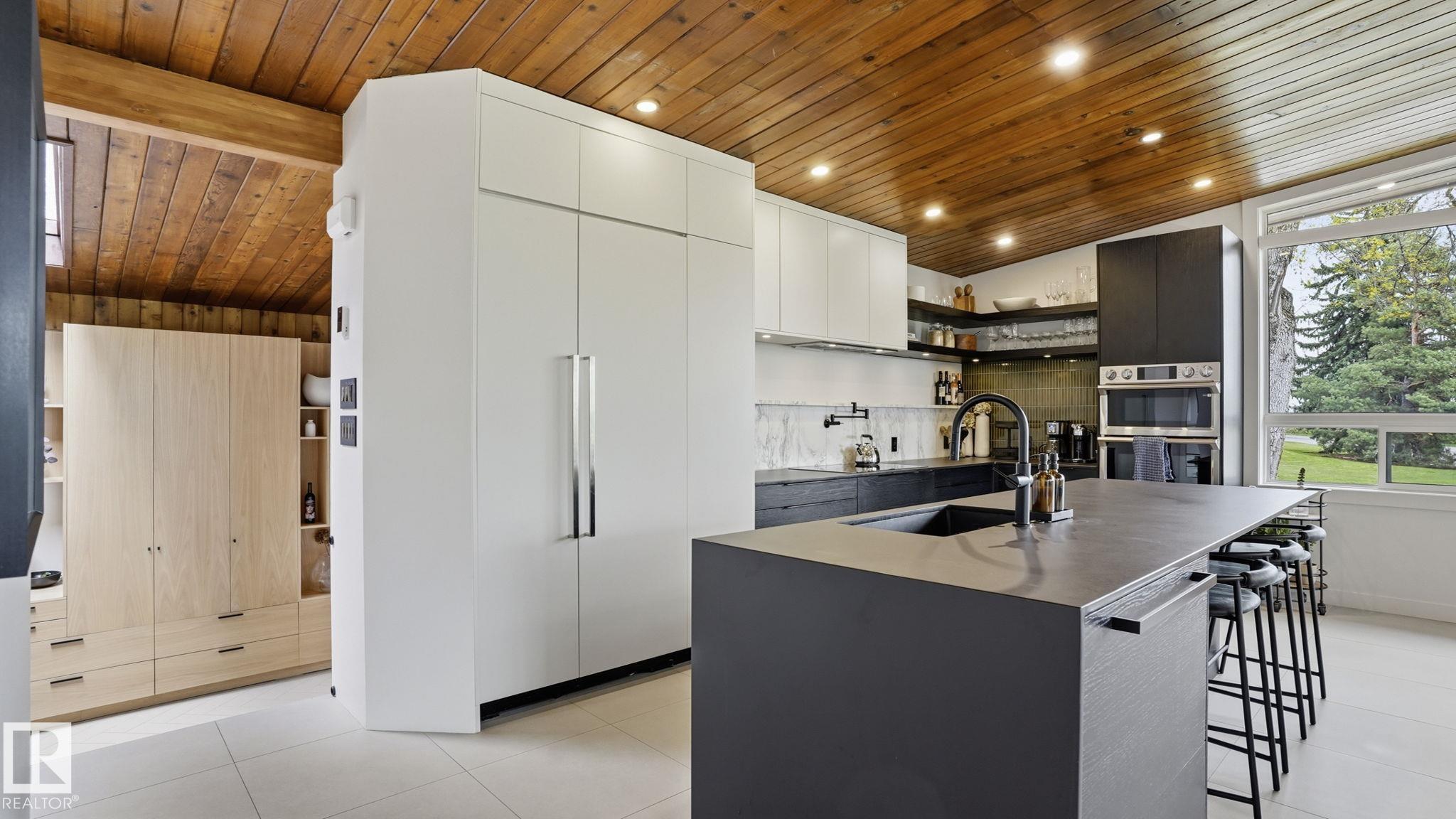 https://zimg.paragon.ice.com/ParagonImages/Property/PM/RAE/225402478/8/0/0/ef7d1568749e65ca8c5f311afddbffca/1/224f990146c119d65e44dc409d96d296/225402478-050e821d-b3a7-43b1-afe9-c5b9b5340786.JPG
