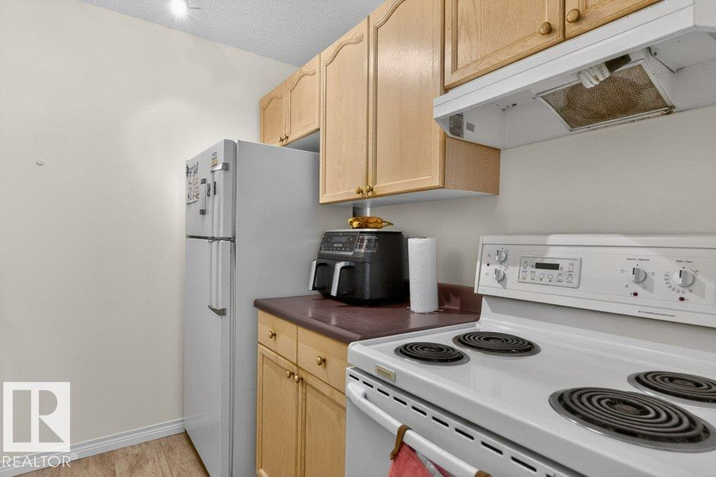 Photo 14 at 111 - 11218 80 Street NW, Cromdale, Edmonton