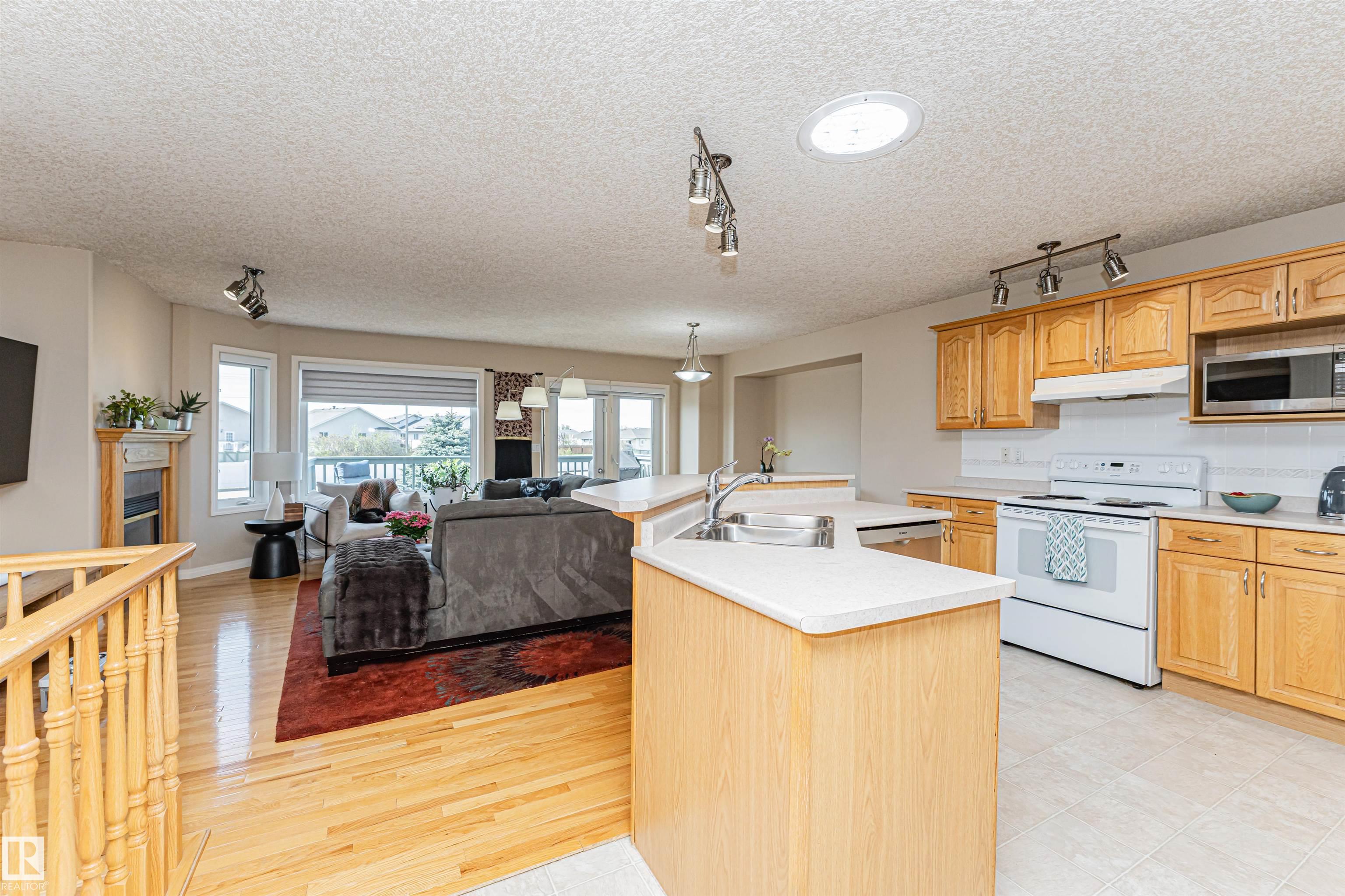 Photo 16 at 15 - 16415 77 Street NW, Mayliewan, Edmonton