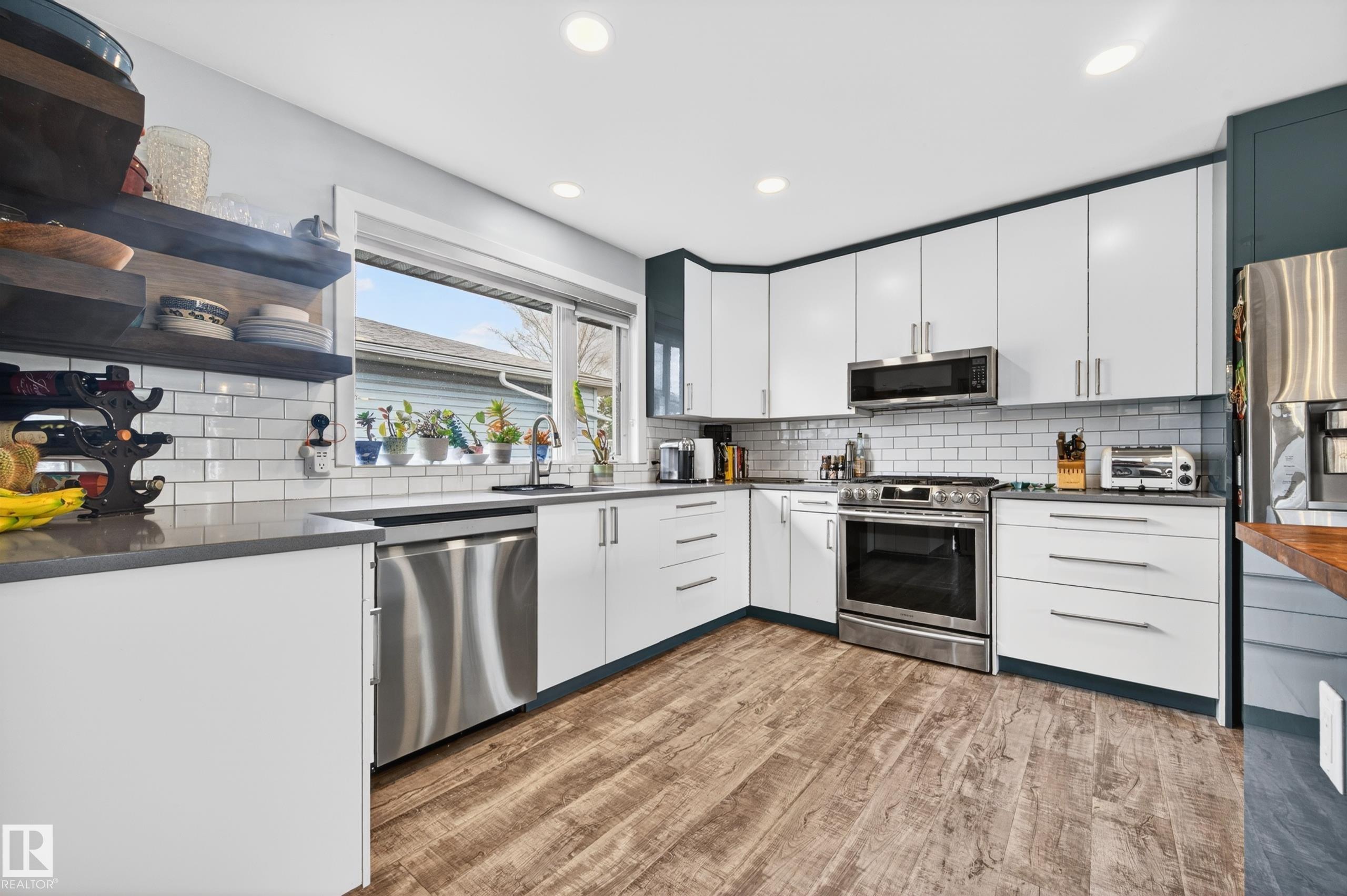 Photo 23 at 6707 92b Avenue NW, Ottewell, Edmonton