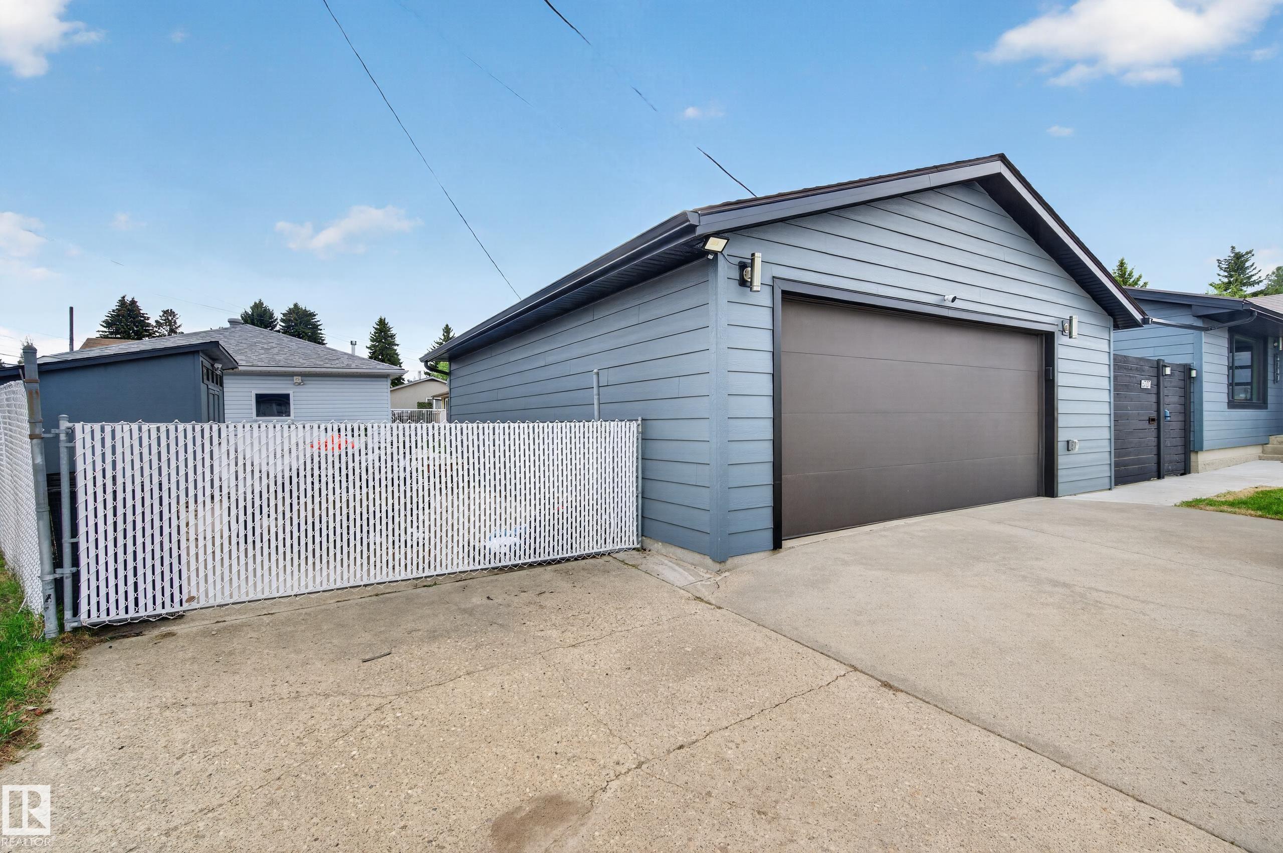 6707 92b Avenue NW, Ottewell, Edmonton