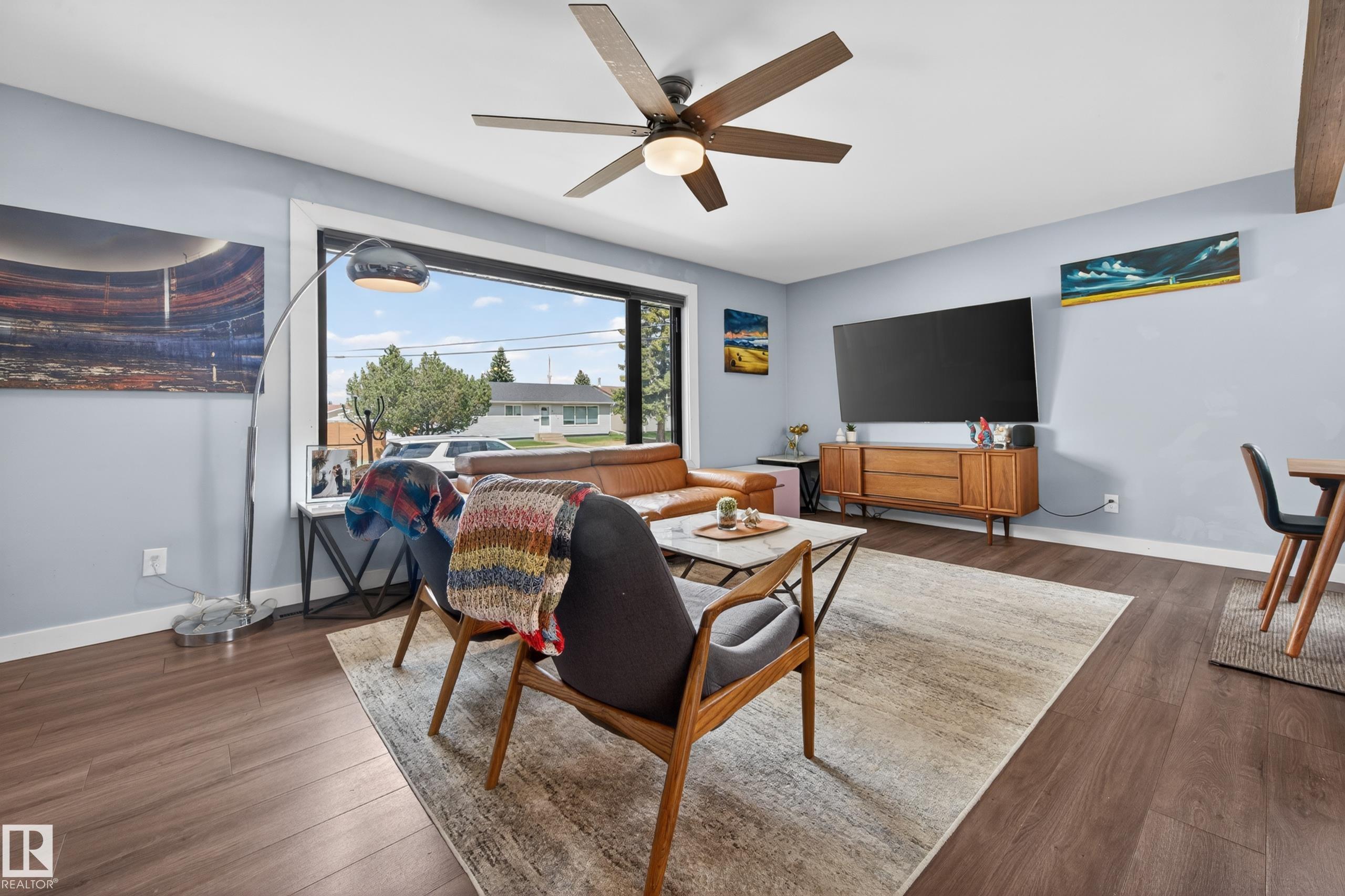 Photo 9 at 6707 92b Avenue NW, Ottewell, Edmonton