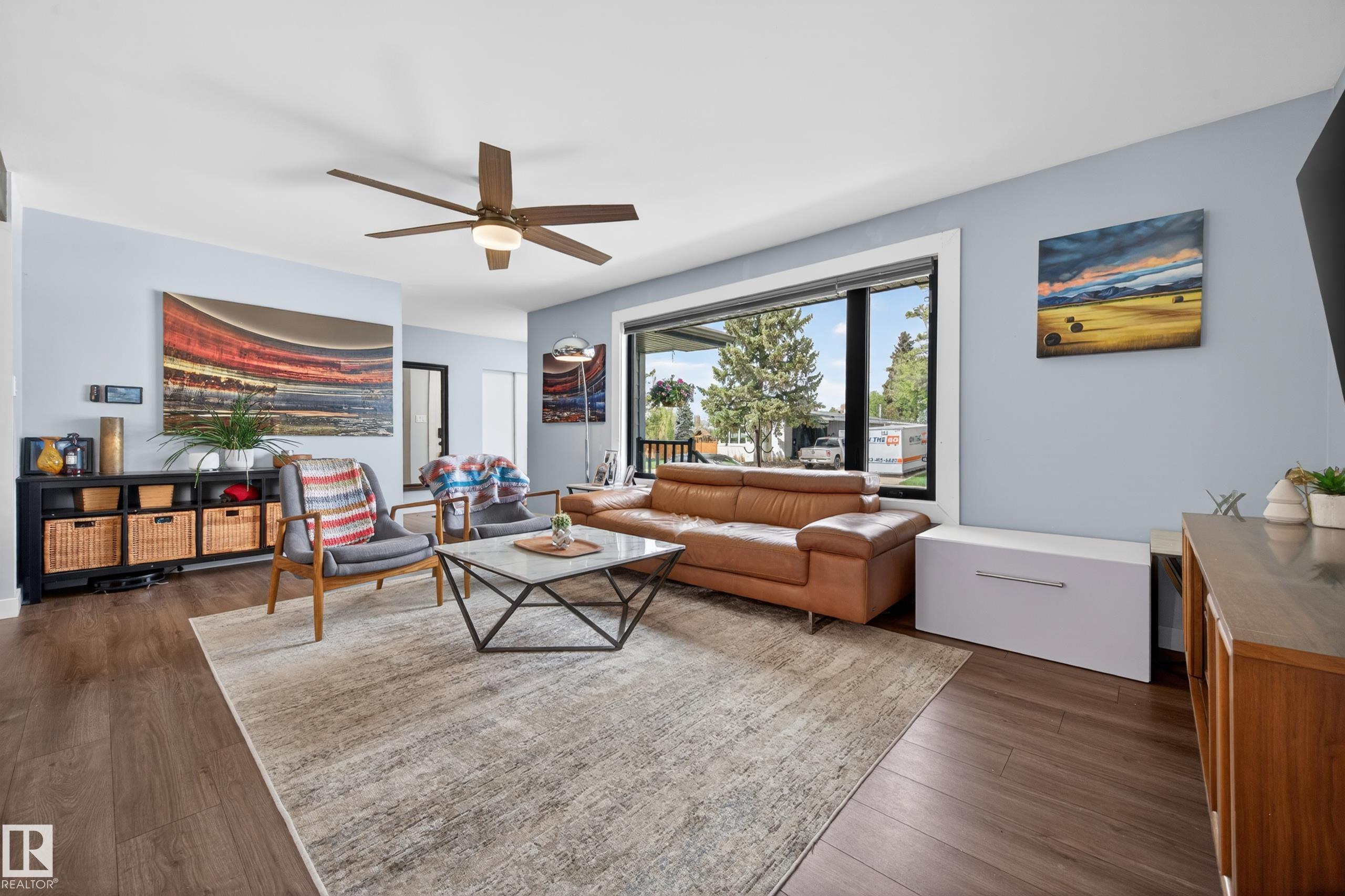 Photo 10 at 6707 92b Avenue NW, Ottewell, Edmonton