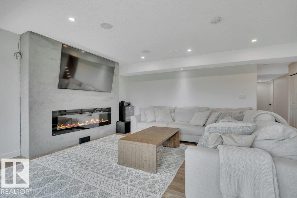 Photo 58 at 69 Selkirk Place, Suntree, Leduc