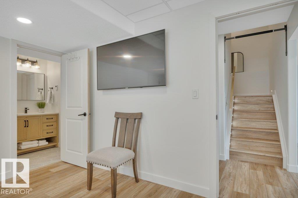 Photo 62 at 69 Selkirk Place, Suntree, Leduc