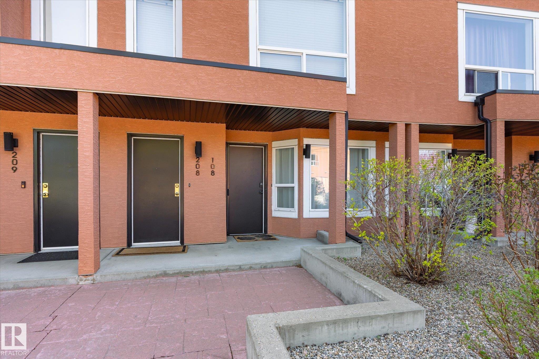 Photo 10 at 108 - 10105 95 Street NW, Riverdale, Edmonton