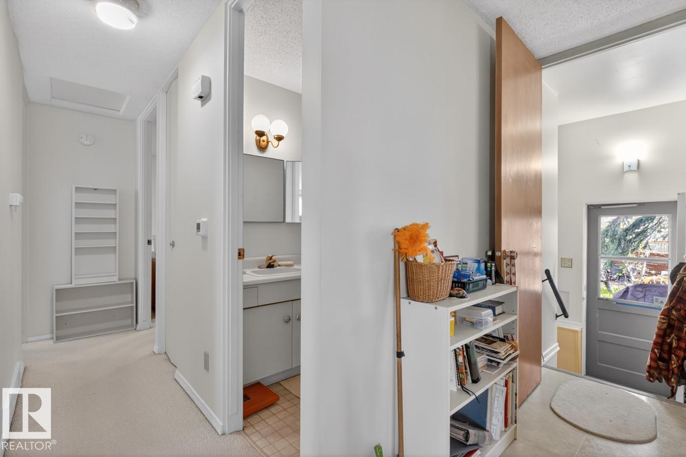 Photo 15 at 5611 115 Street NW, Lendrum Place, Edmonton
