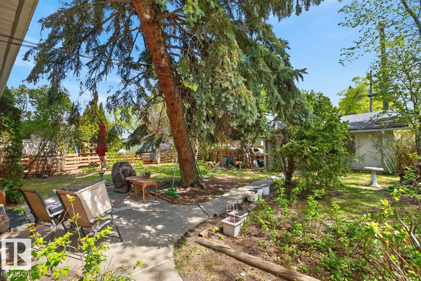 Photo 24 at 5611 115 Street NW, Lendrum Place, Edmonton