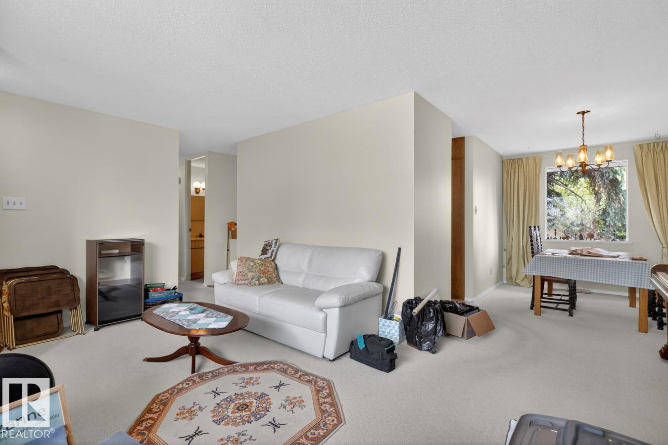 5611 115 Street NW, Lendrum Place, Edmonton