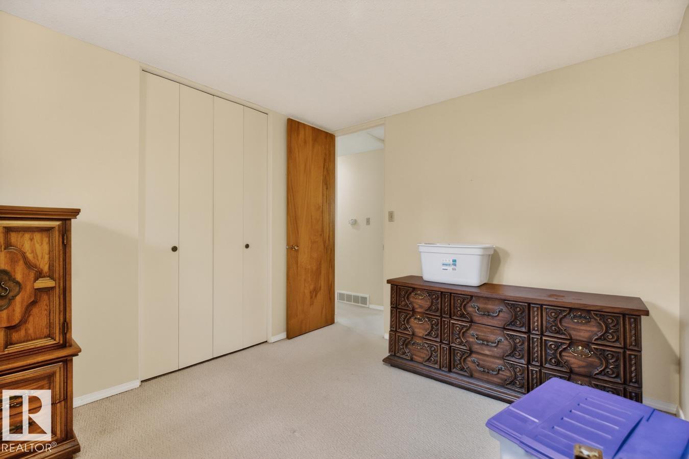 Photo 8 at 5611 115 Street NW, Lendrum Place, Edmonton